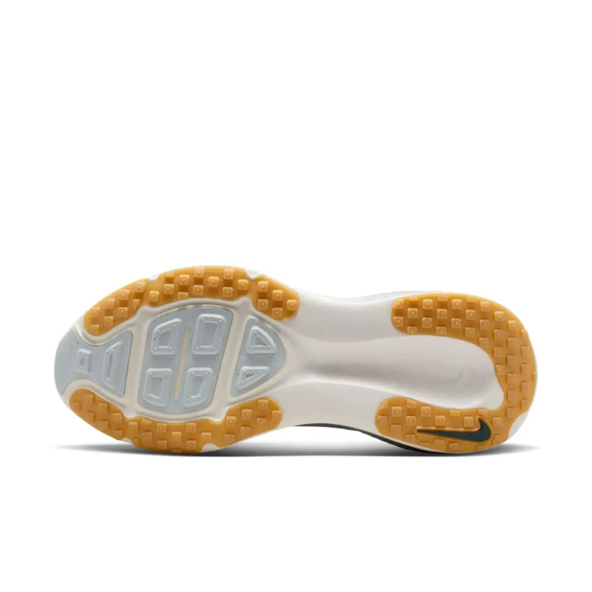 Nike Vomero 18 Spruce Aura Jade Horizon Black Spruce 2/6