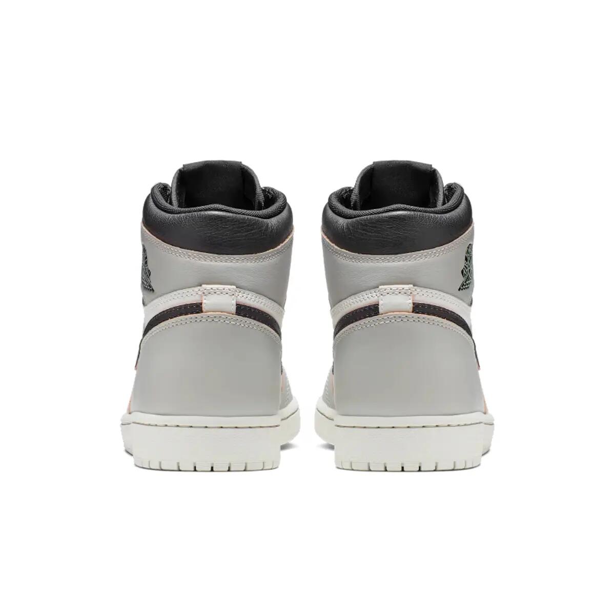 Chaussures  1 Retro High Defiant SB NYC to Paris 6/6