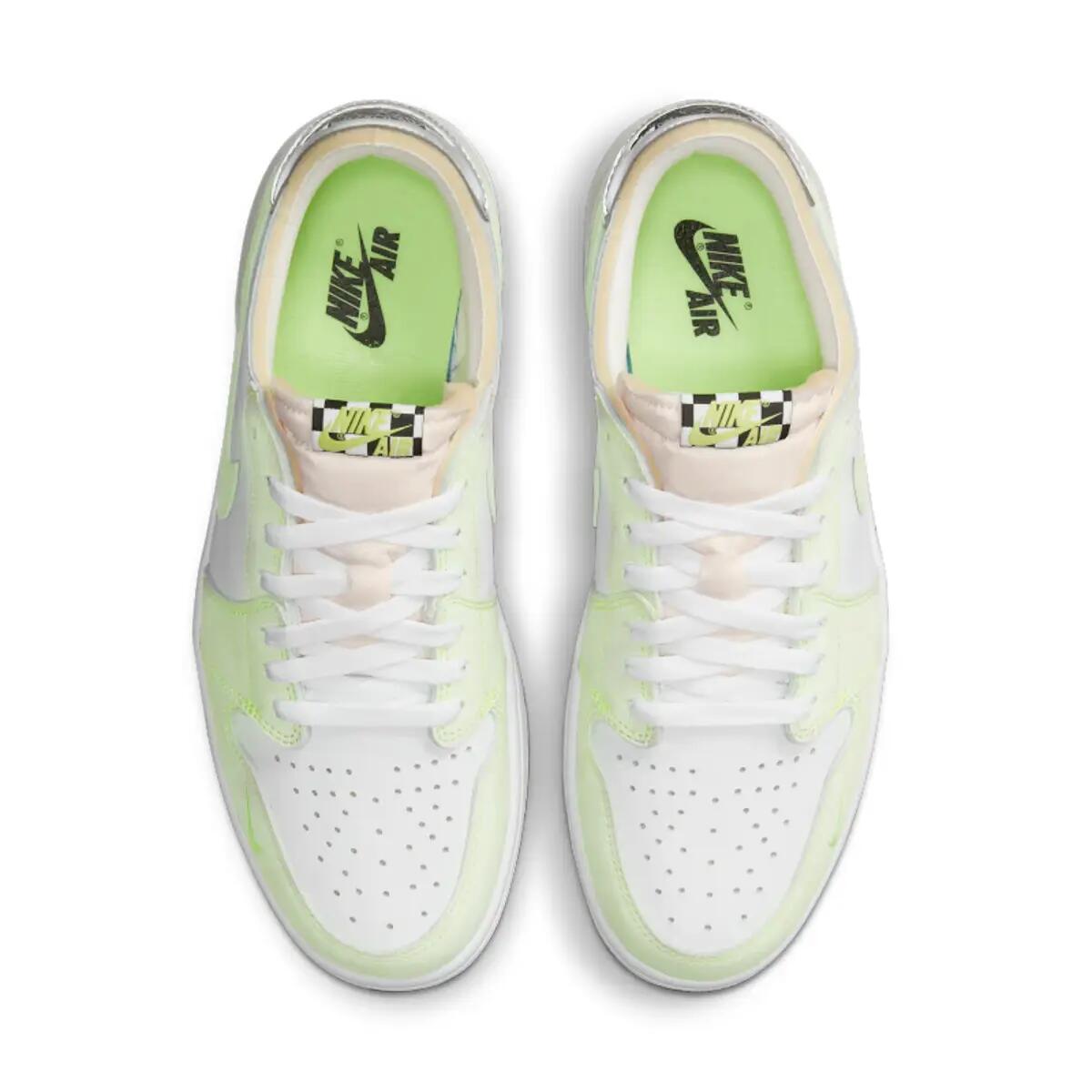 Jordan 1 Retro Low White Ghost Green Black 4/6
