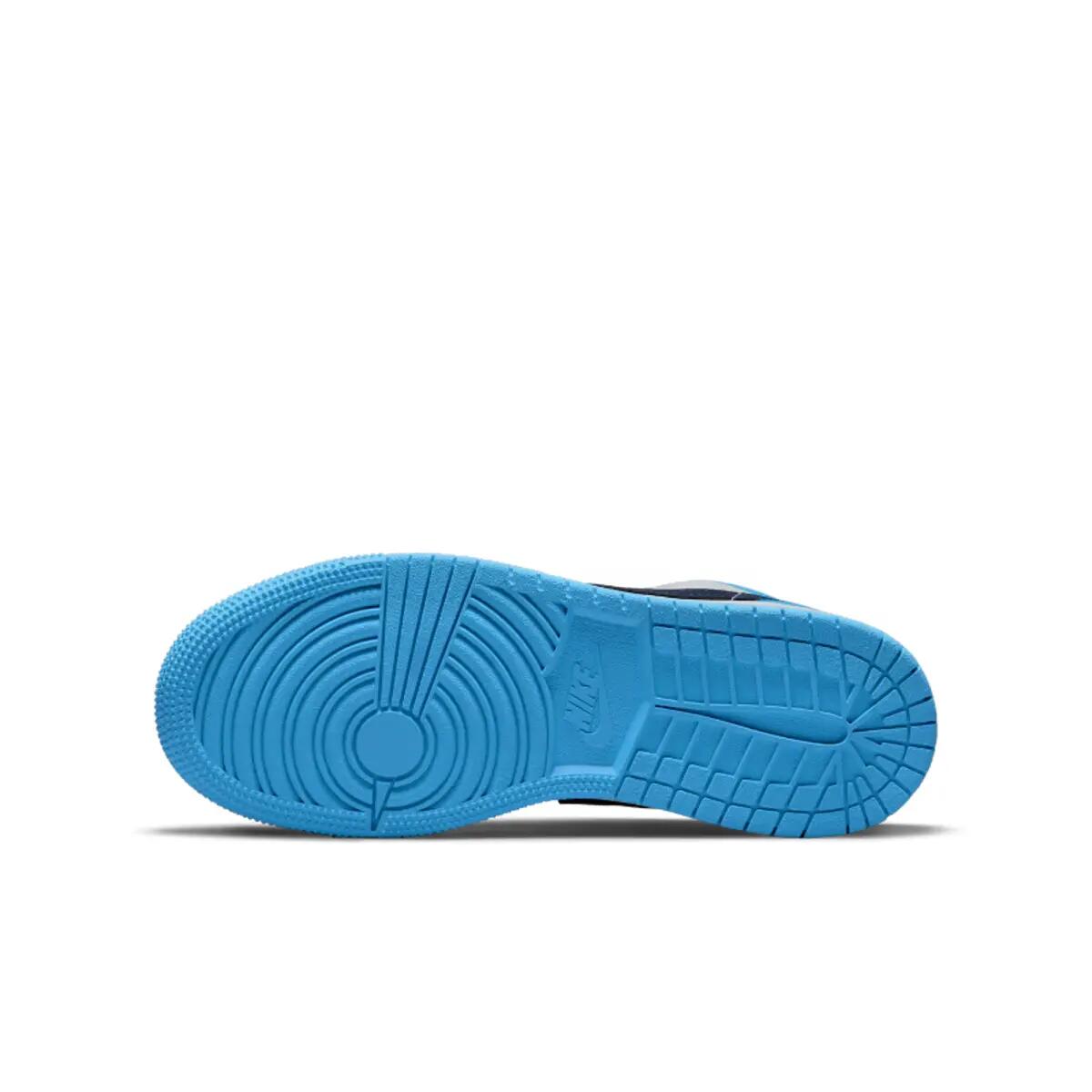 Chaussures  Air Jordan 1 Low UNC (2021) 3/6