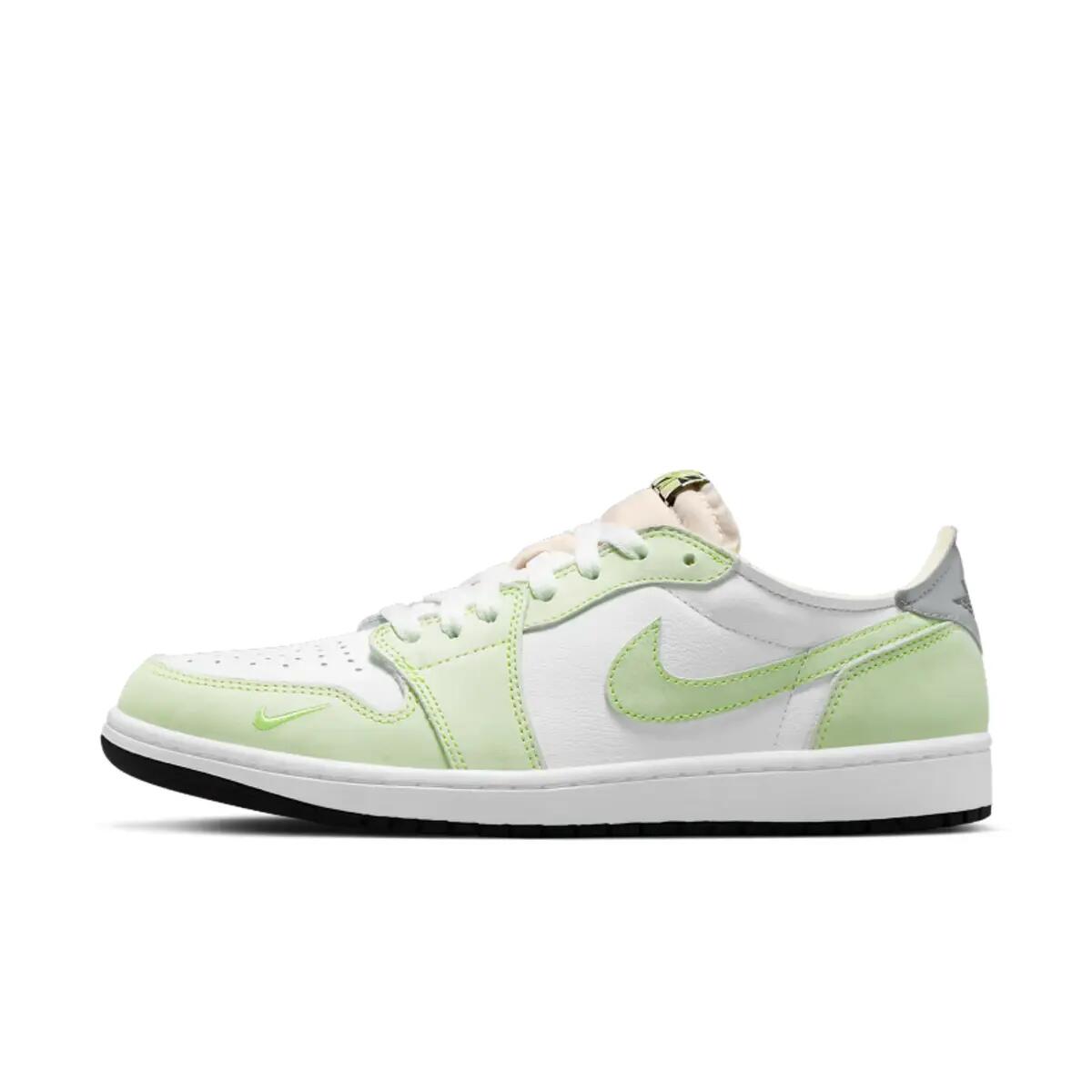 Jordan 1 Retro Low White Ghost Green Black 3/6