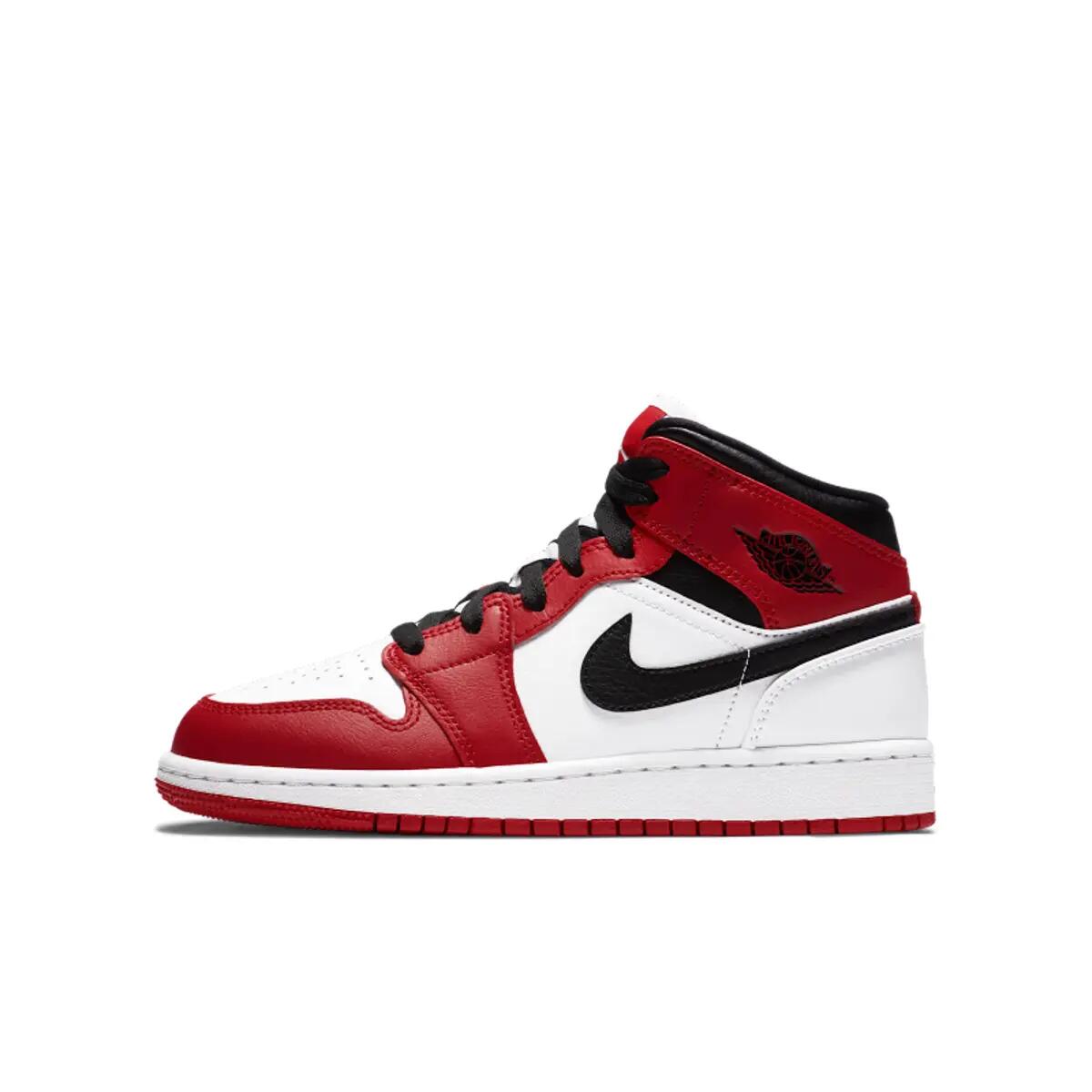 Jordan 1 Mid Chicago (2020) (GS) 2/6