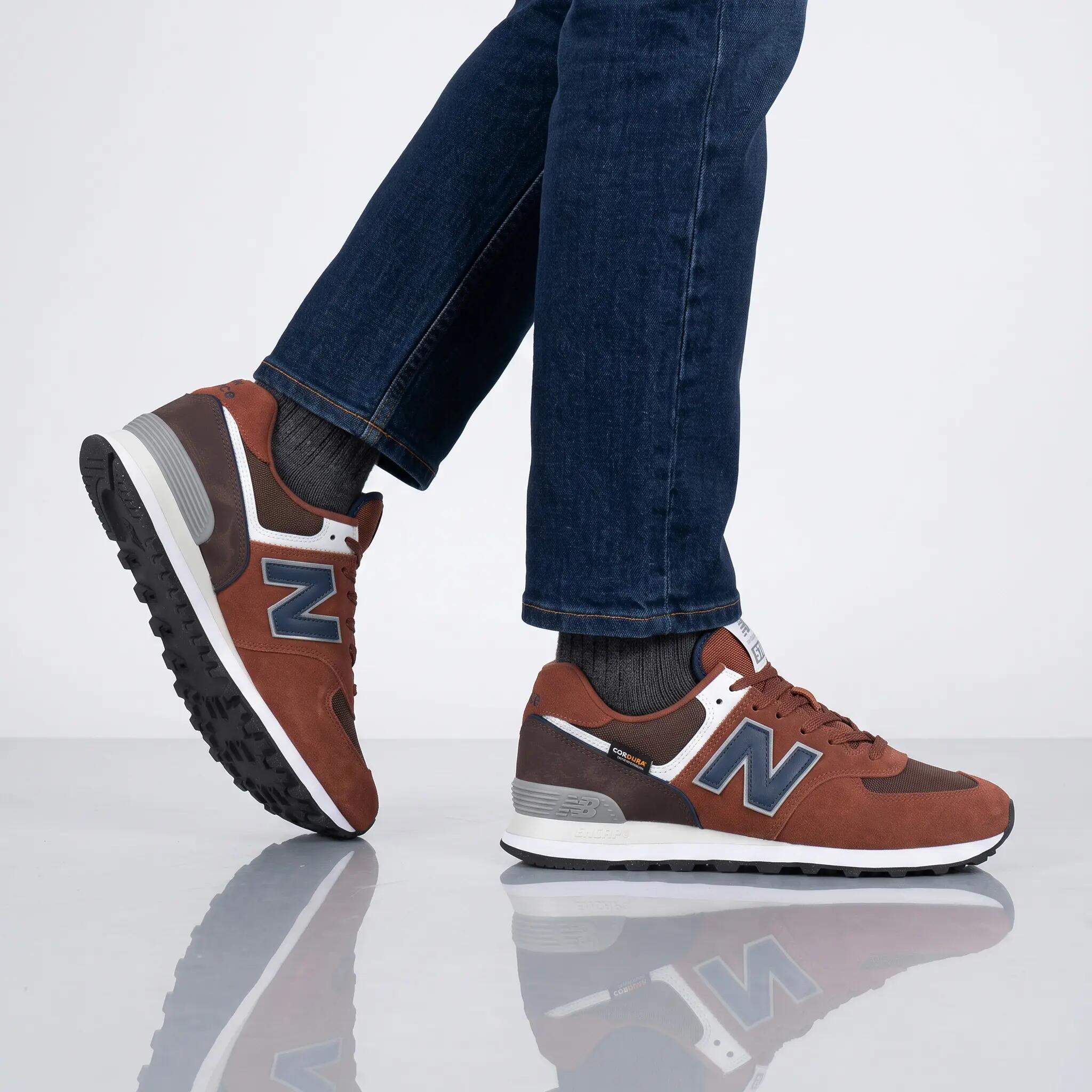 Heren - New Balance 574 - U5744dm - Bruin 5/6