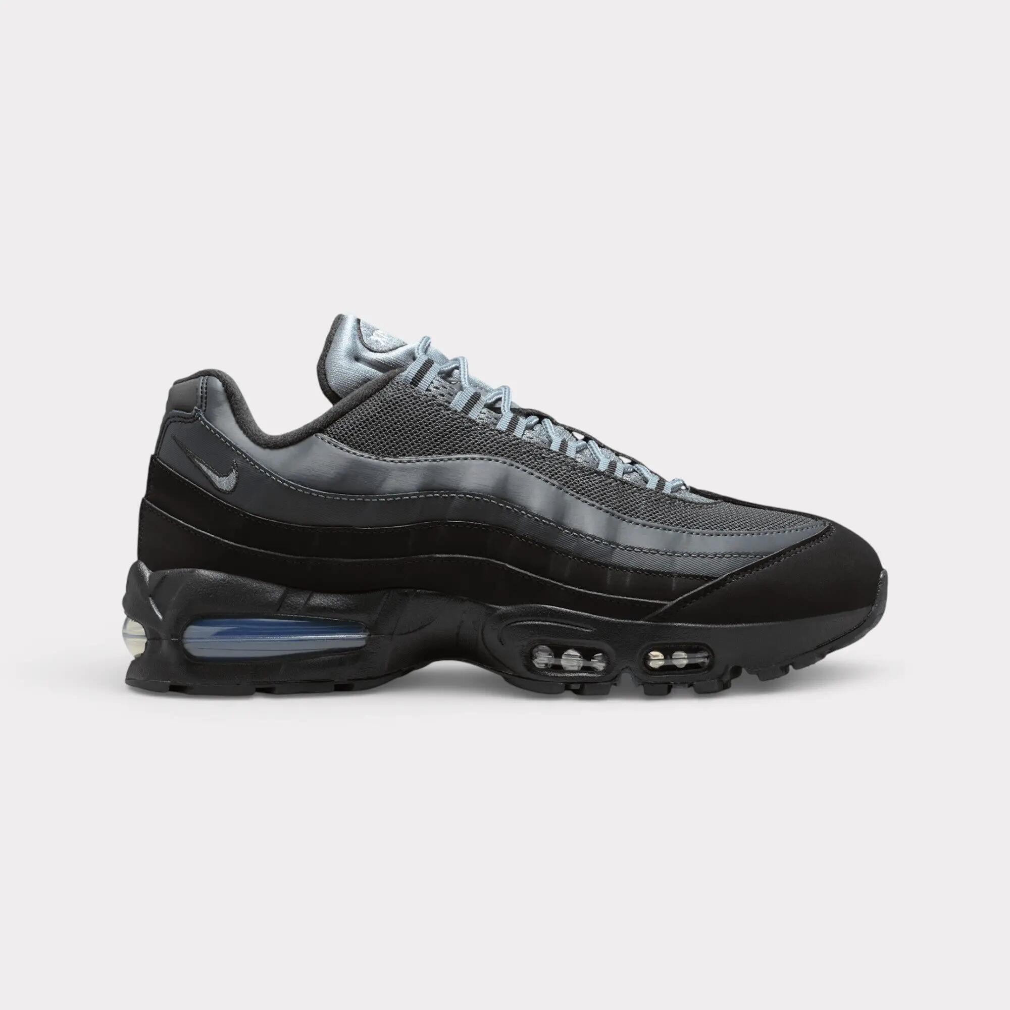 NIKE picture
