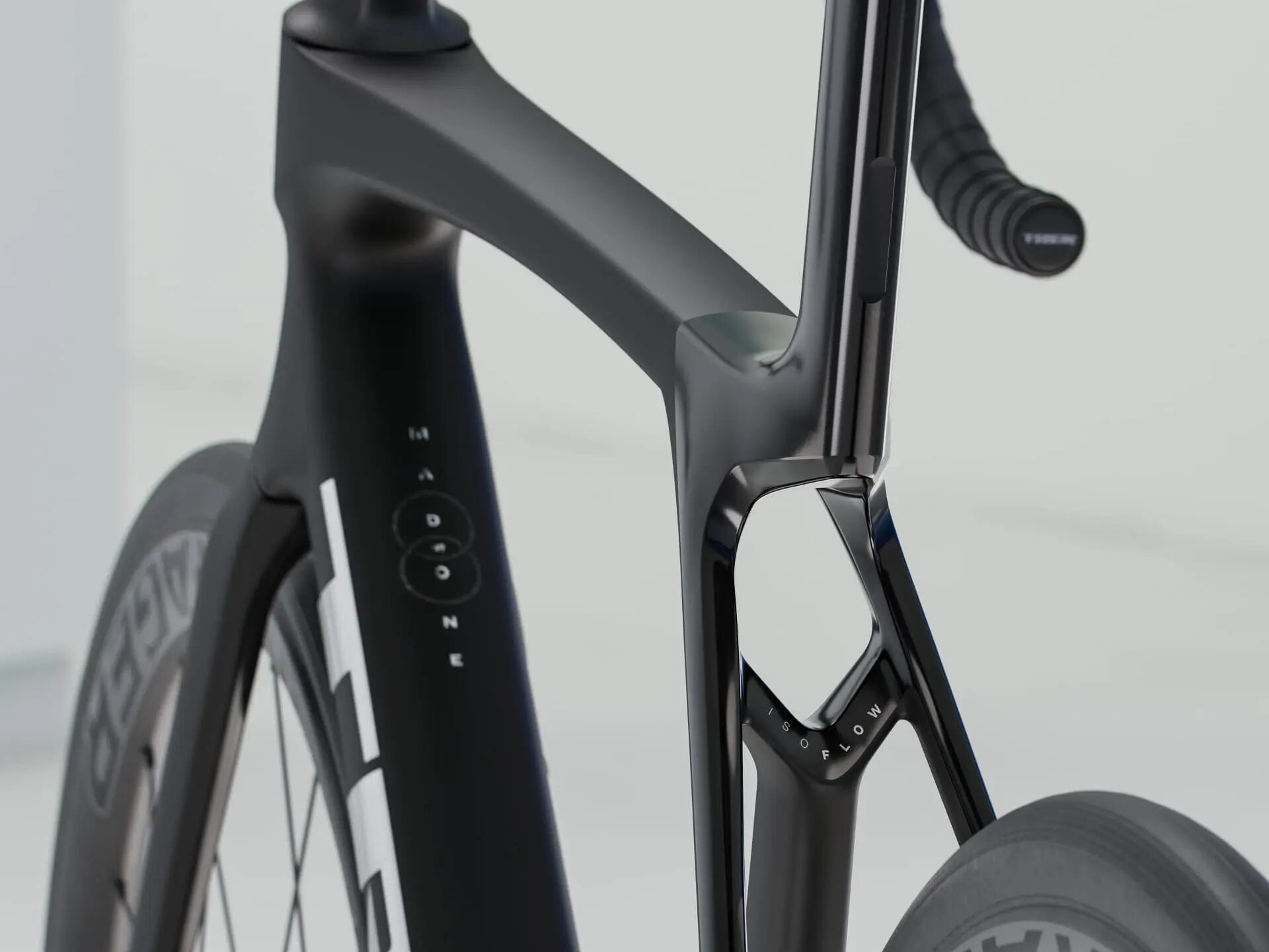Trek - Madone SL 6 AXS Gen 8 - Matte Dark Web 4/5