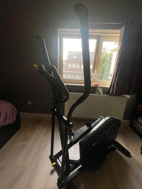 Tussen Particulieren - Crosstrainer Domyos zelfaandrijvend EL520B 2/3
