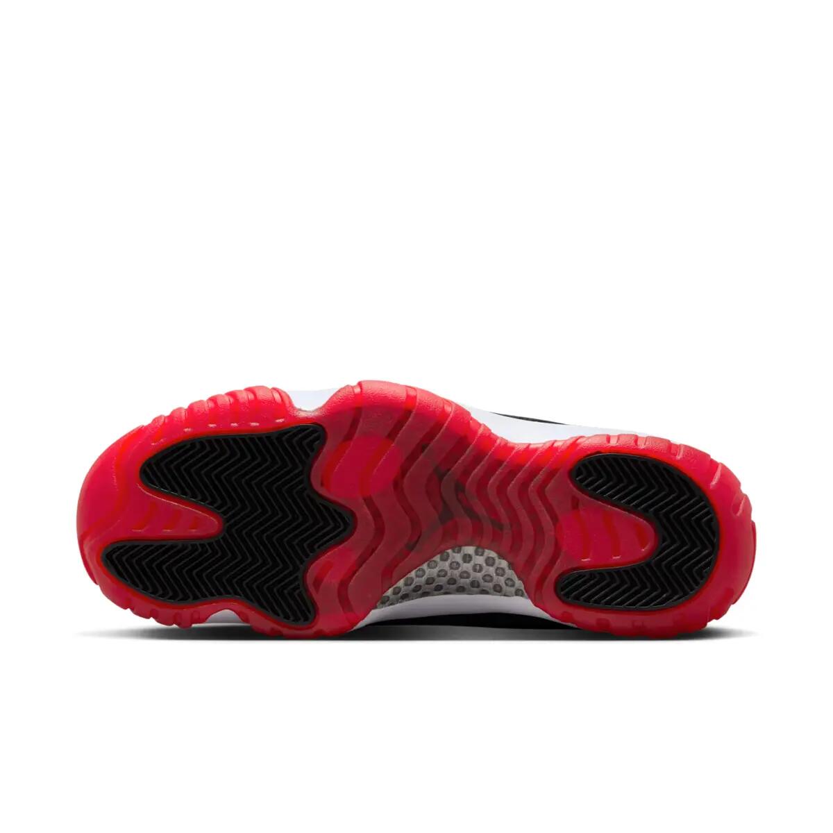 Jordan 11 Retro Bred Velvet (Women's) 3/6