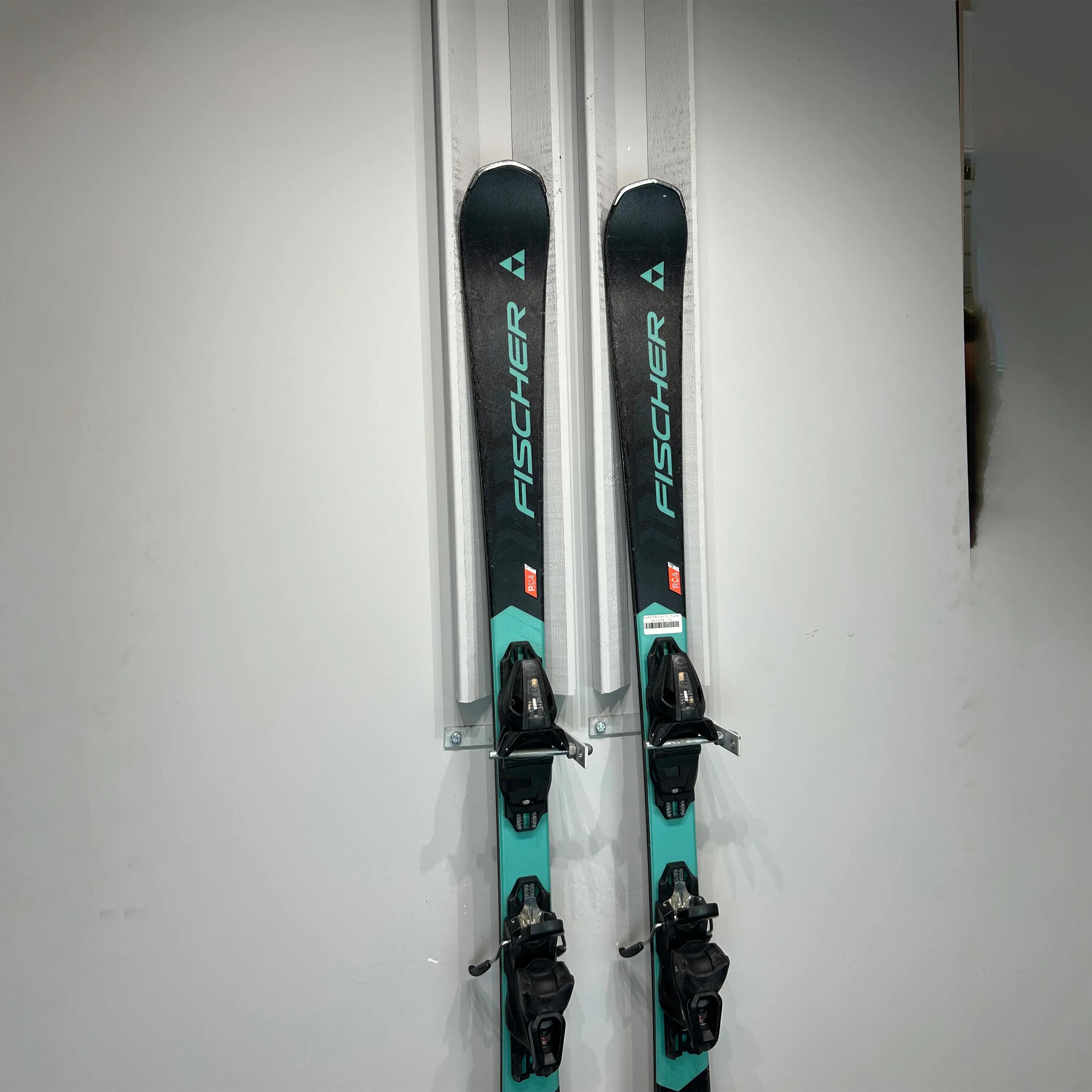 Tweedehands - Ski's Fischer The Curv Ti + Fischer RS 10 GW - 150 6/6