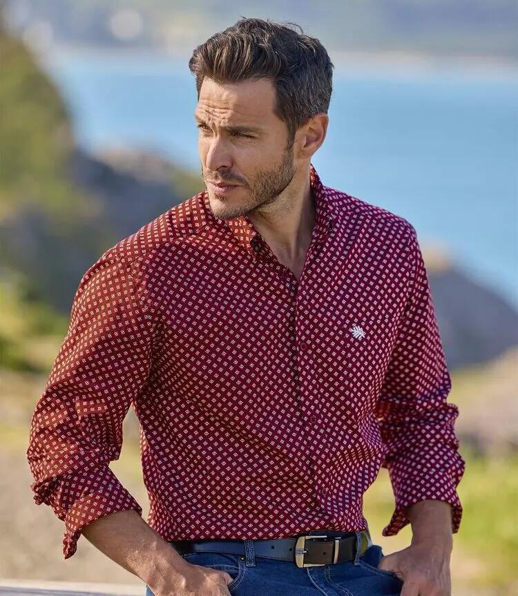 La Chemise en Popeline à Micromotifs 2/4
