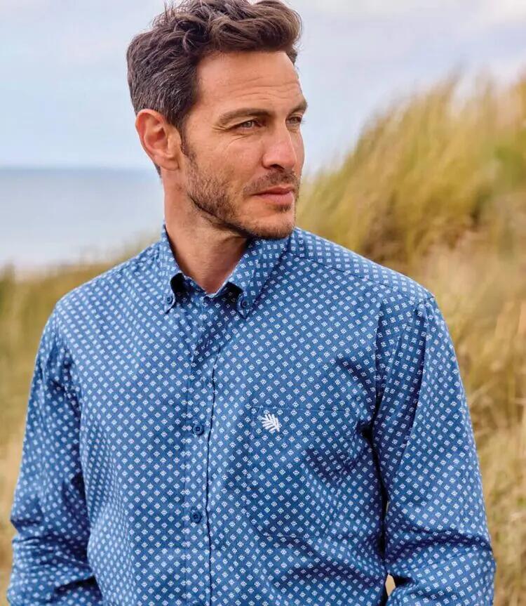 La Chemise en Popeline à Micromotifs 2/4