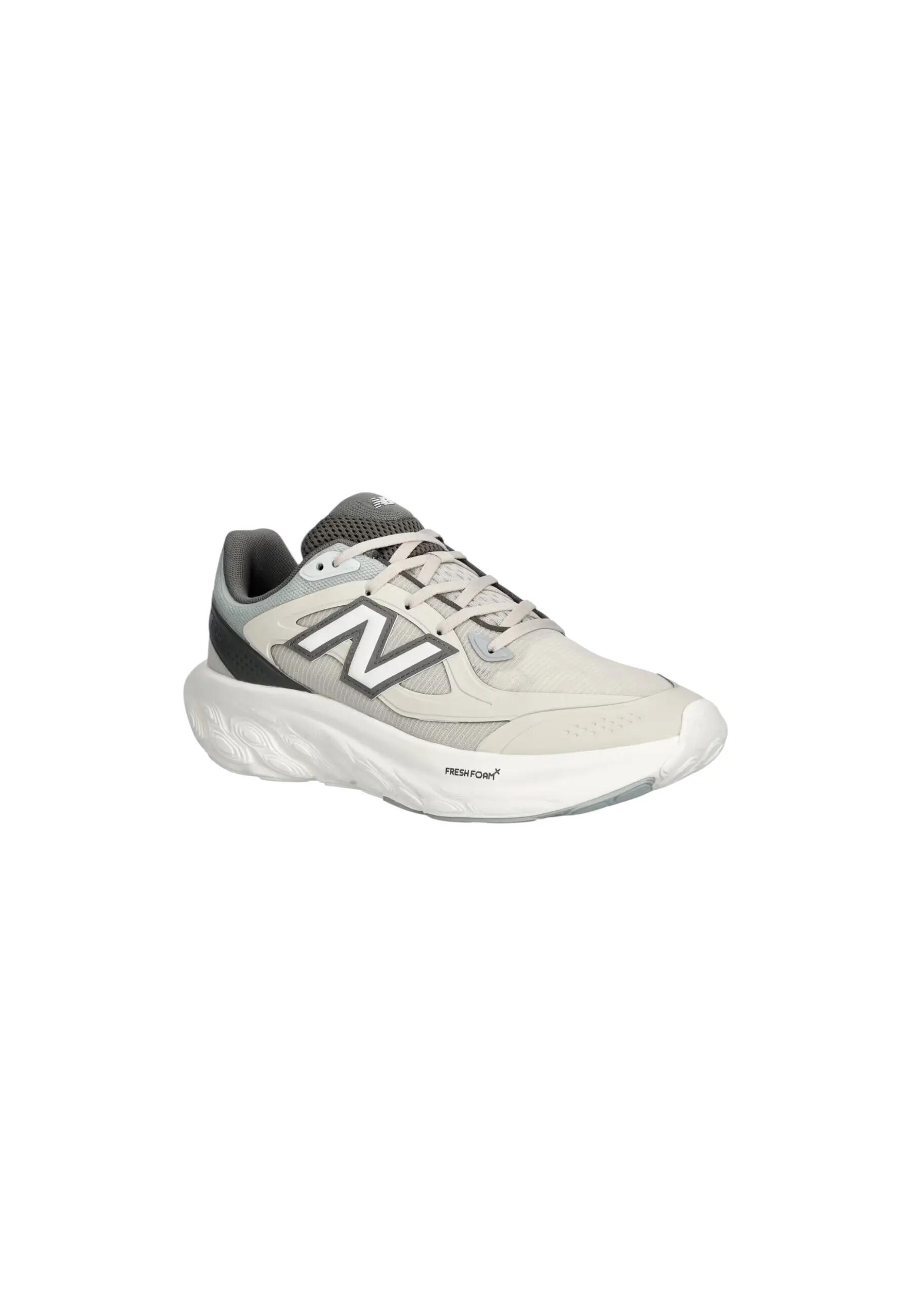 Baskets Homme New Balance Beige UTRN8ZC 2/5