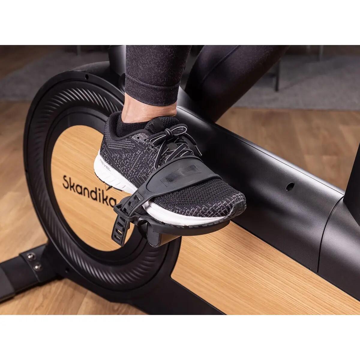Vélo d'appartement Cykling P15 connecté - Max 150 kg - Inertie 15 Kg - 38 prog. 11/15