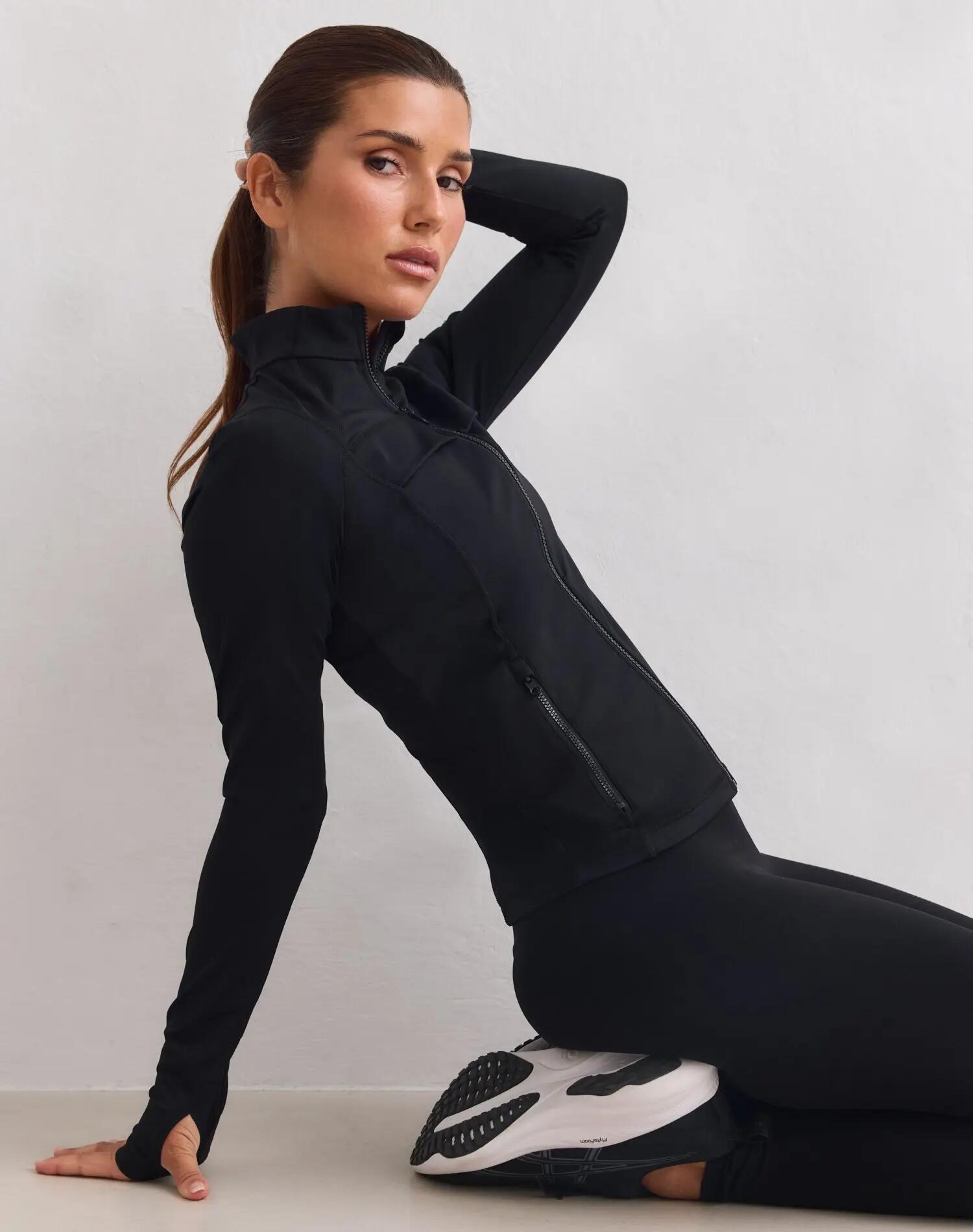 Donna Giacca con Zip Compressiva Modellante Nera 4/5