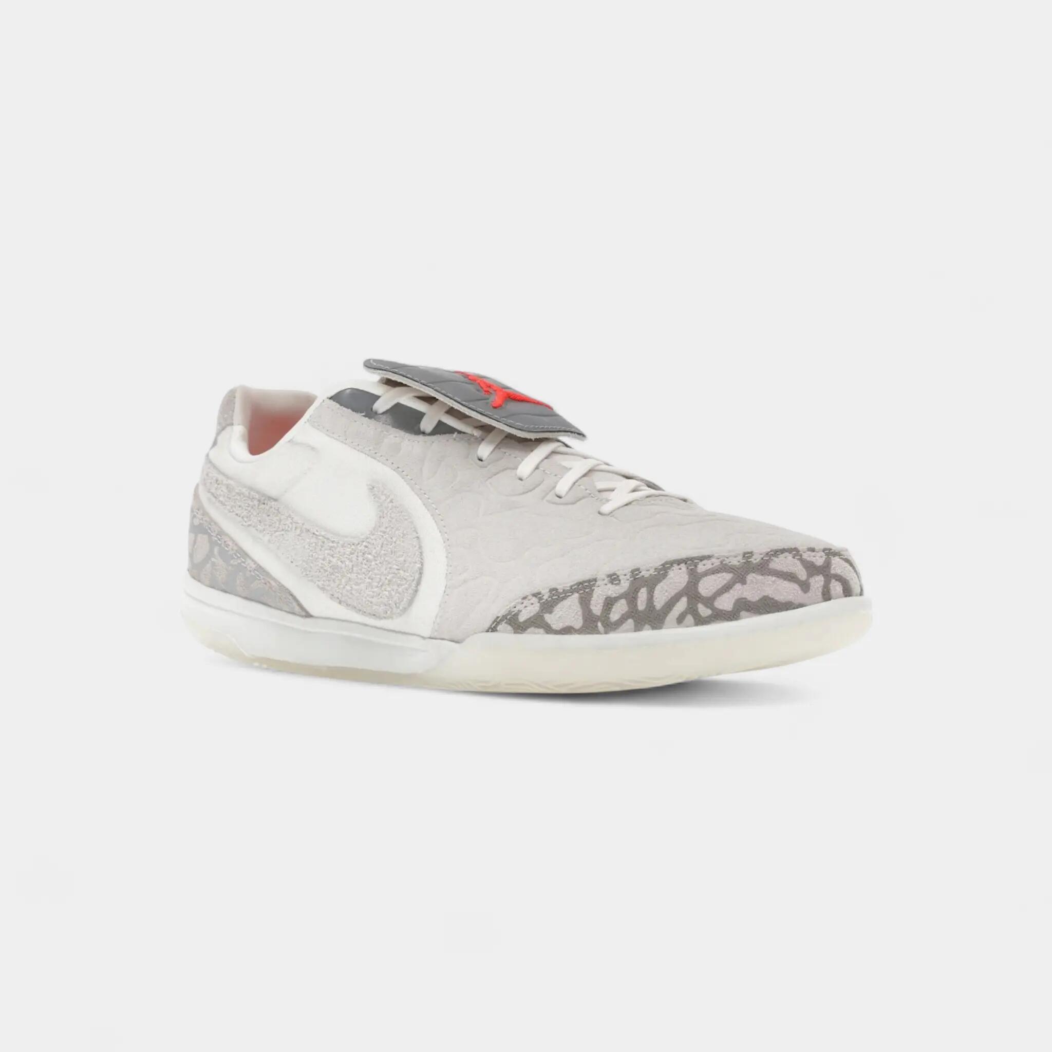 Jordan Tiempo Streetgato SE Phantom Sail 2/4
