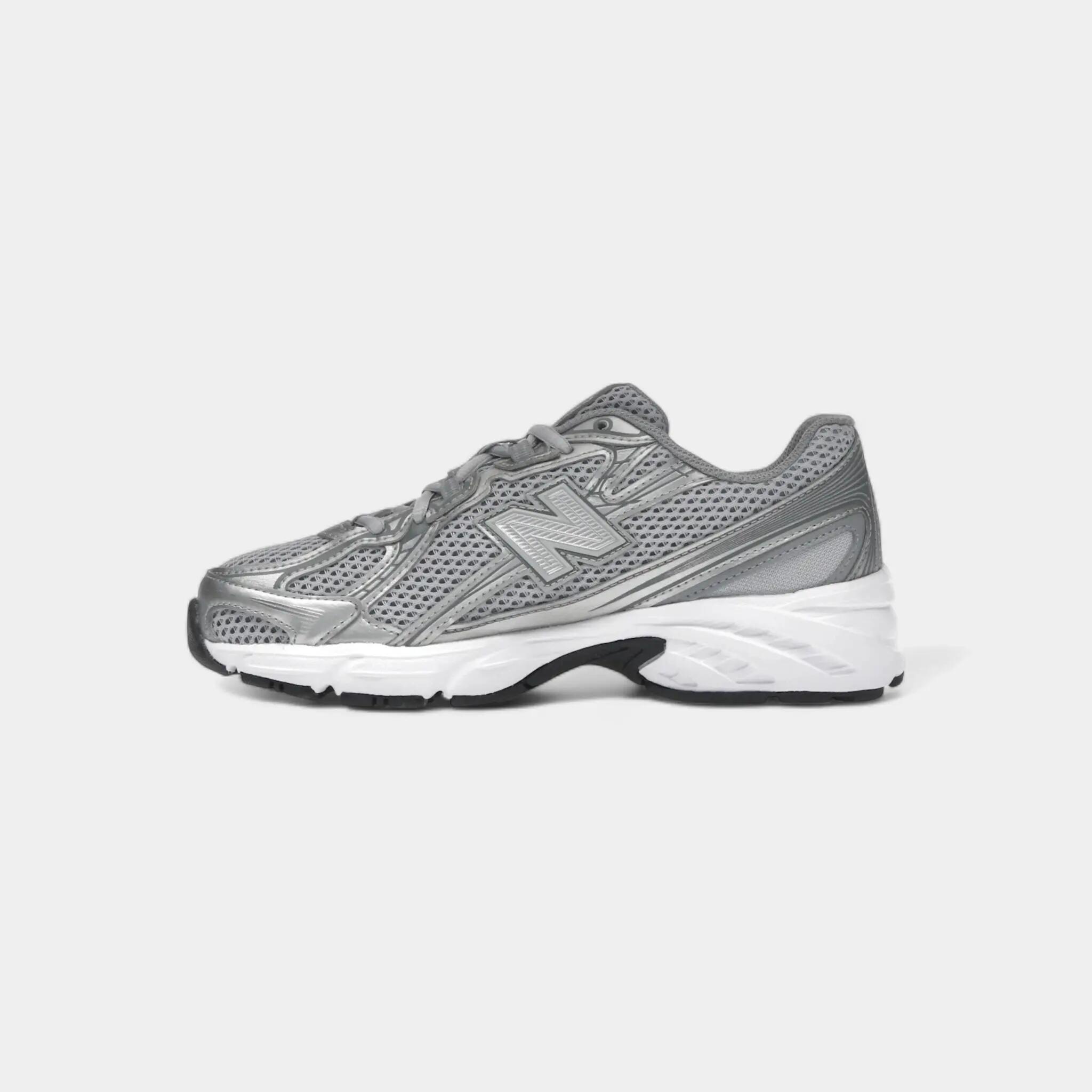 New Balance 740v2 Silver Castlerock 4/5