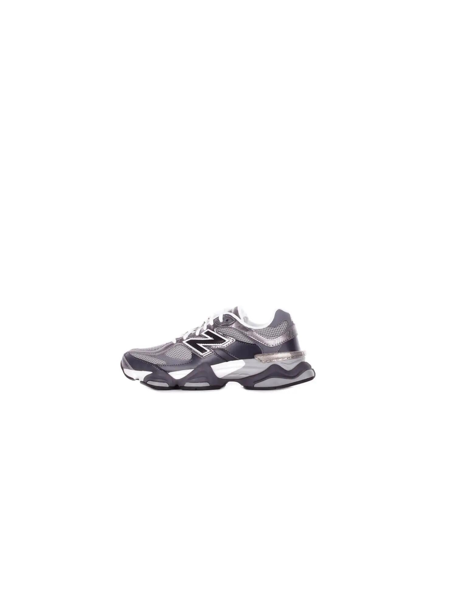 NEW BALANCE picture