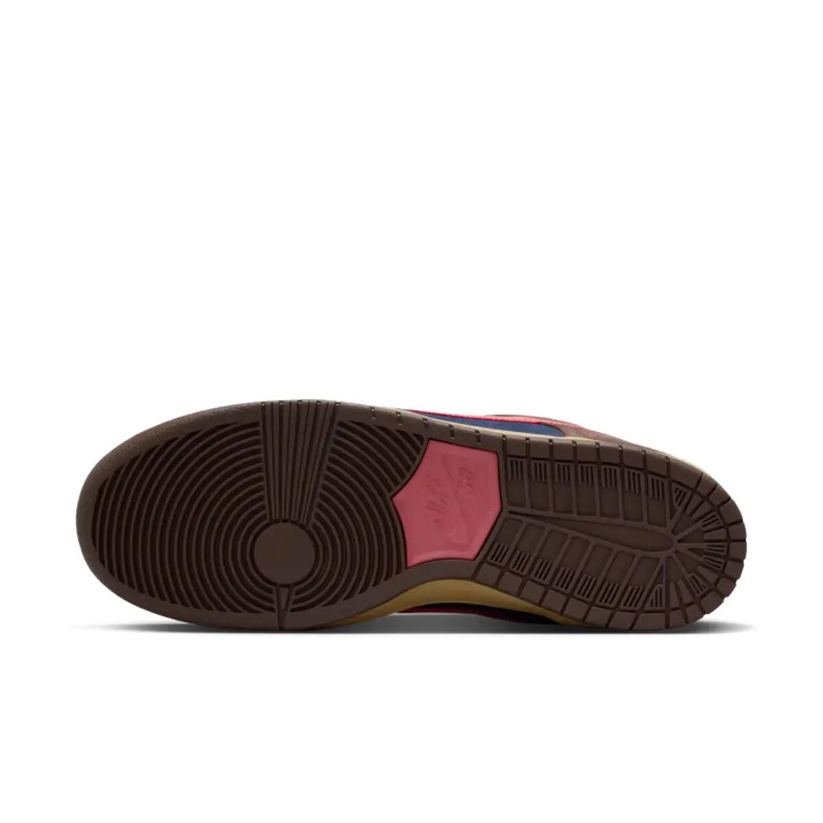 Nike SB Dunk Low Pro Baroque Brown Adobe 2/6
