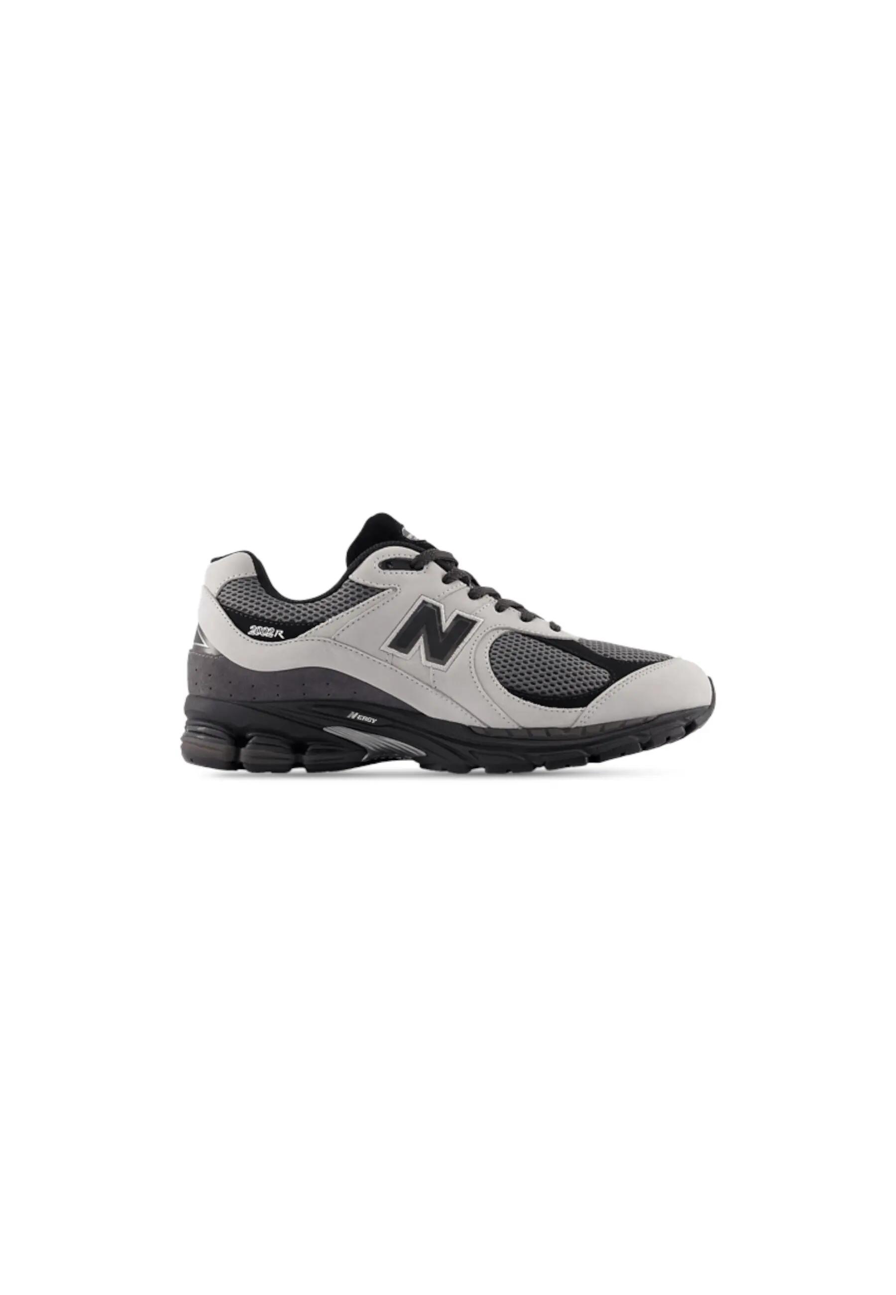 NEW BALANCE picture