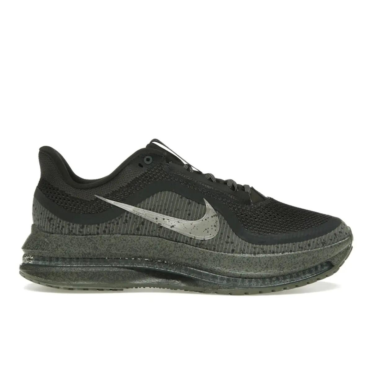 NIKE picture
