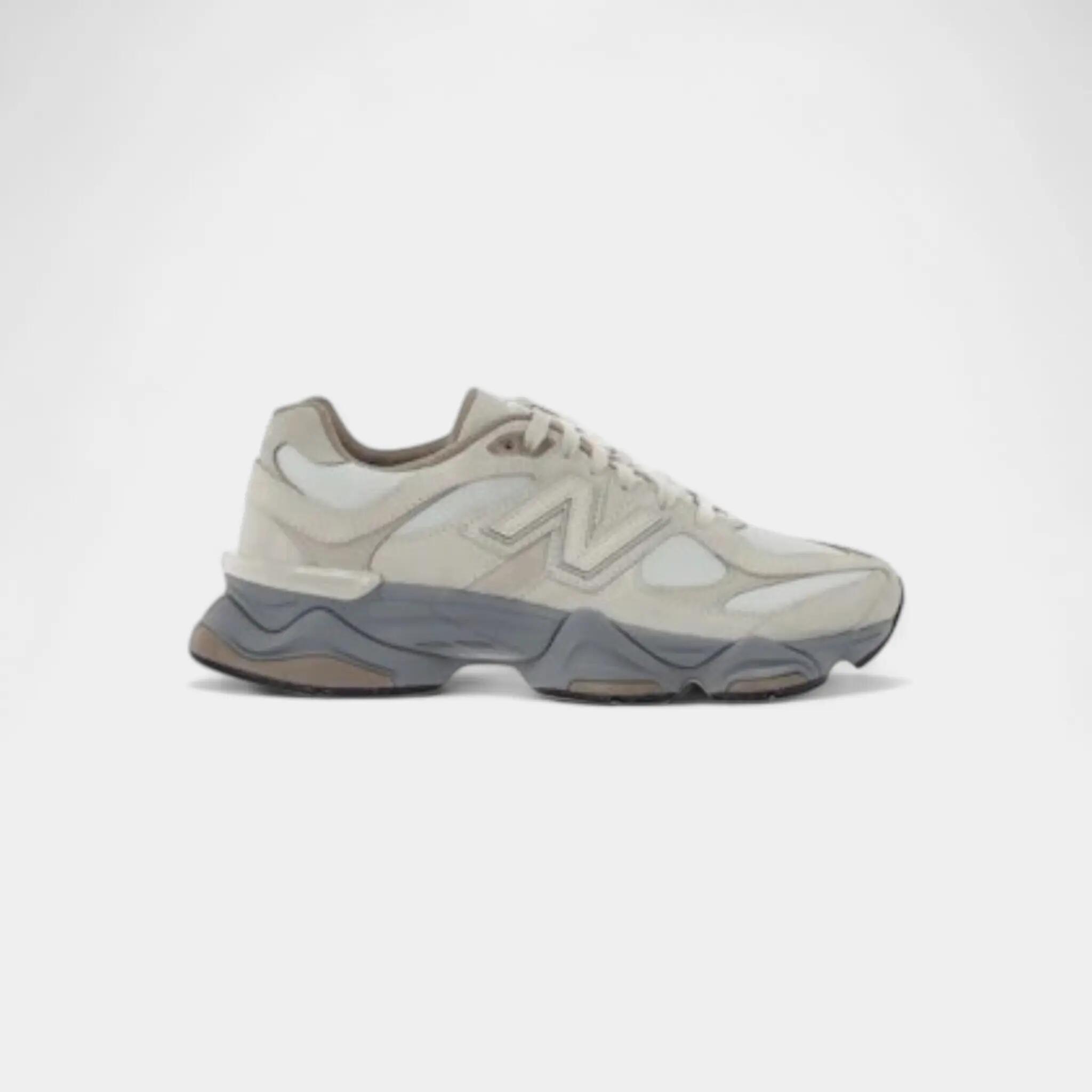 NEW BALANCE picture