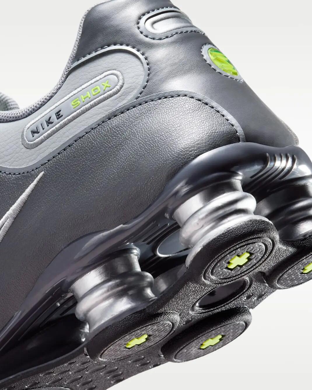 Buty męskie NIKE SHOX NZ 40 5/5