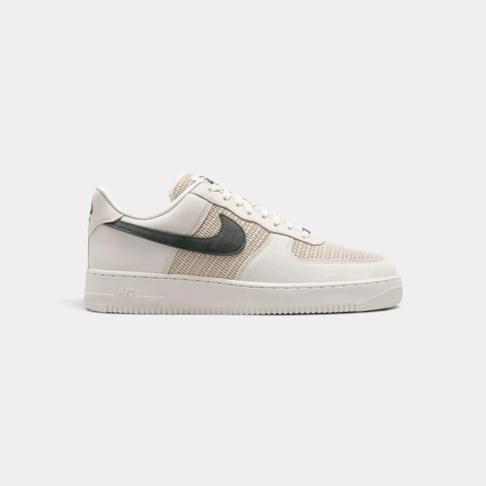 Nike Air Force 1 '07 LV8 'Phantom Cream II Metallic Silver Dark Smoke Grey' 1/2