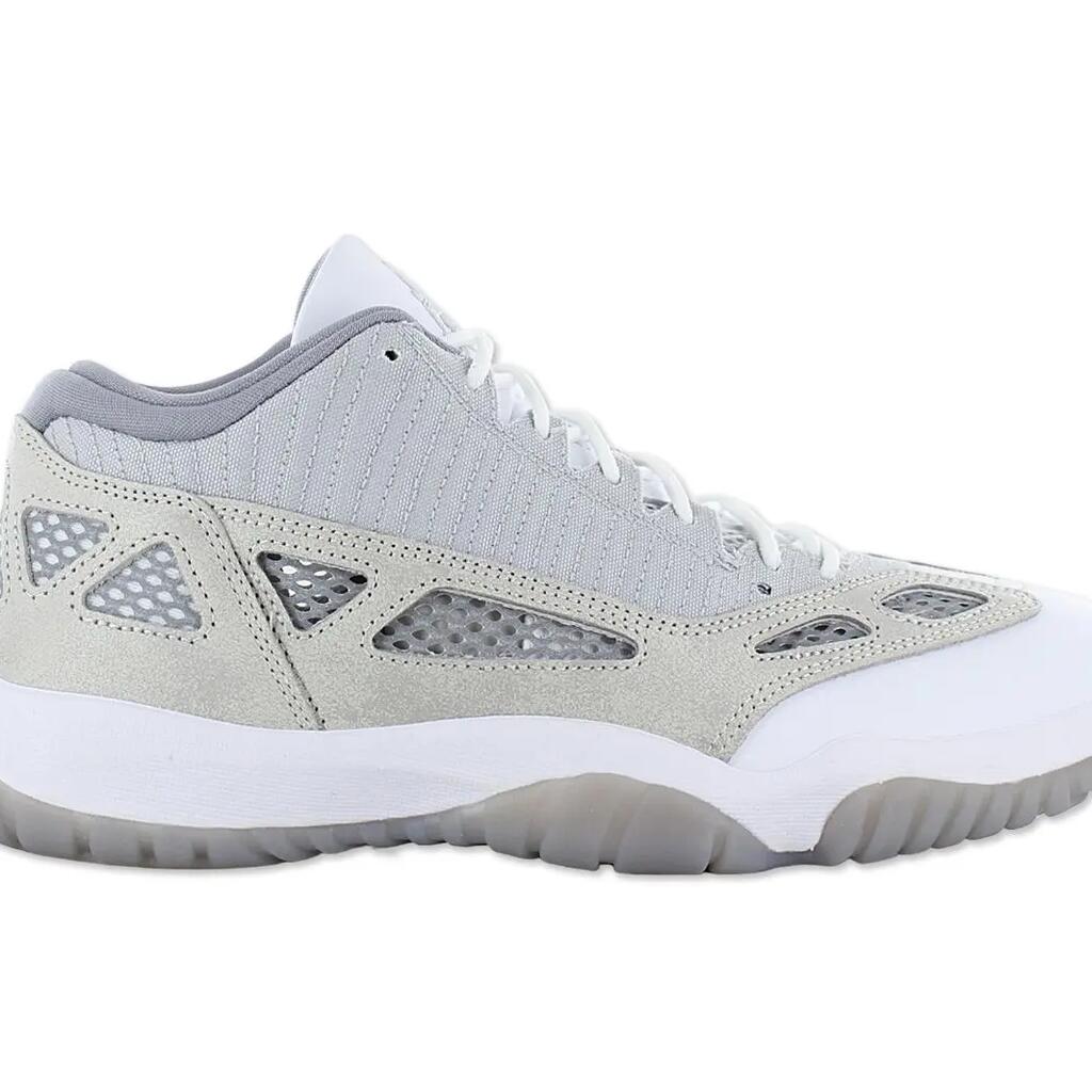 Мъжки - Nike Air Jordan 11 Retro Low IE - 919712-102 - Сив
