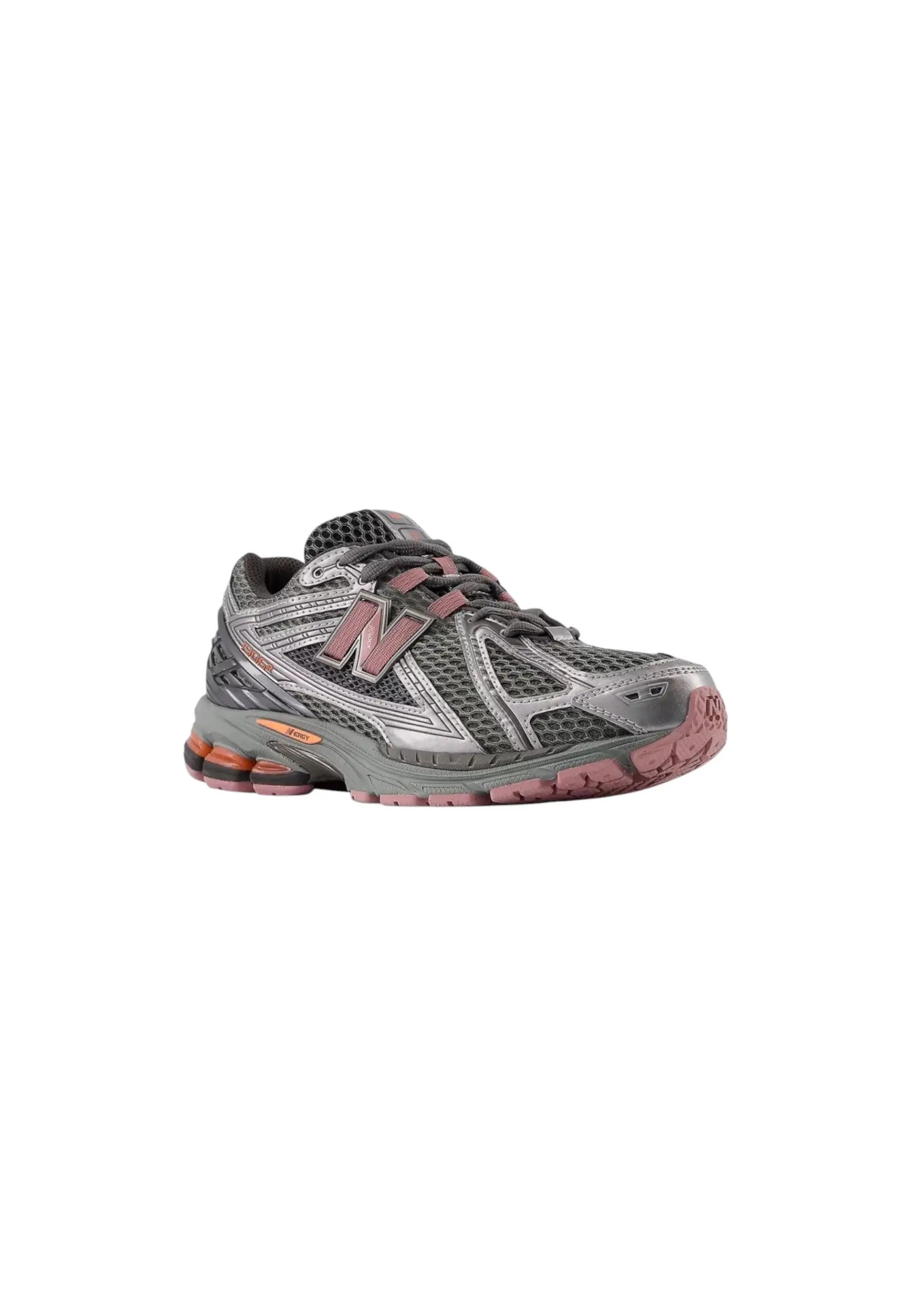 Zapatillas Hombre New Balance Gris U190629R 4/5