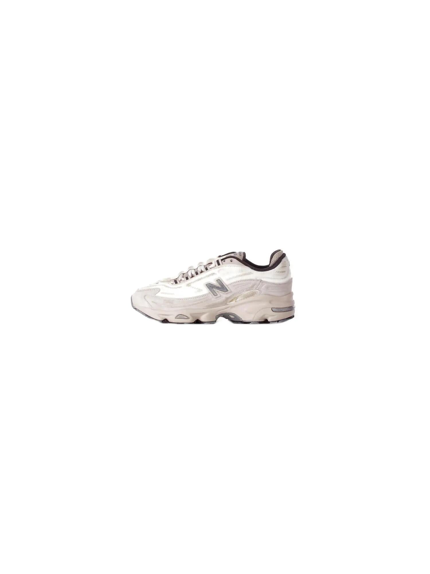 NEW BALANCE picture