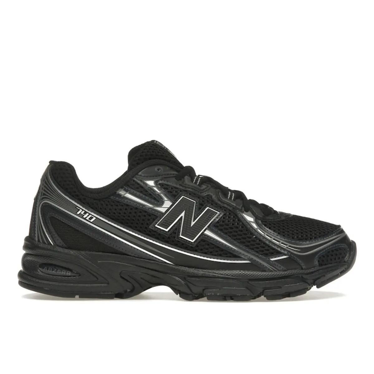 NEW BALANCE picture