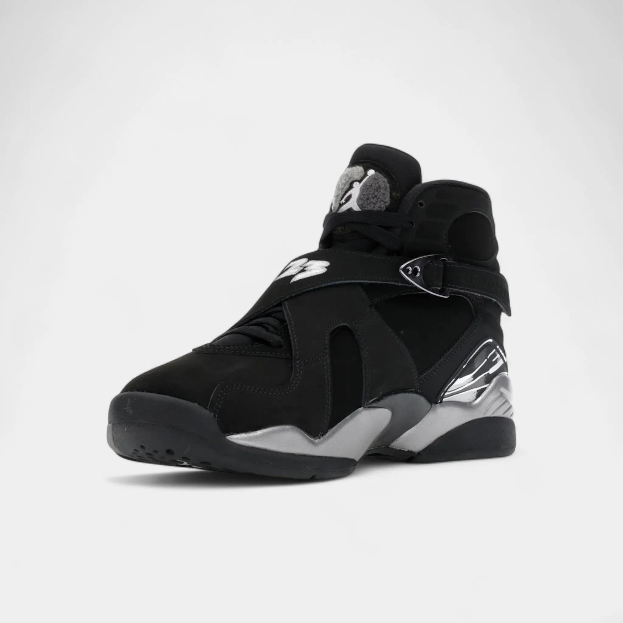 Jordan 8 Retro Chrome (2026) 3/5
