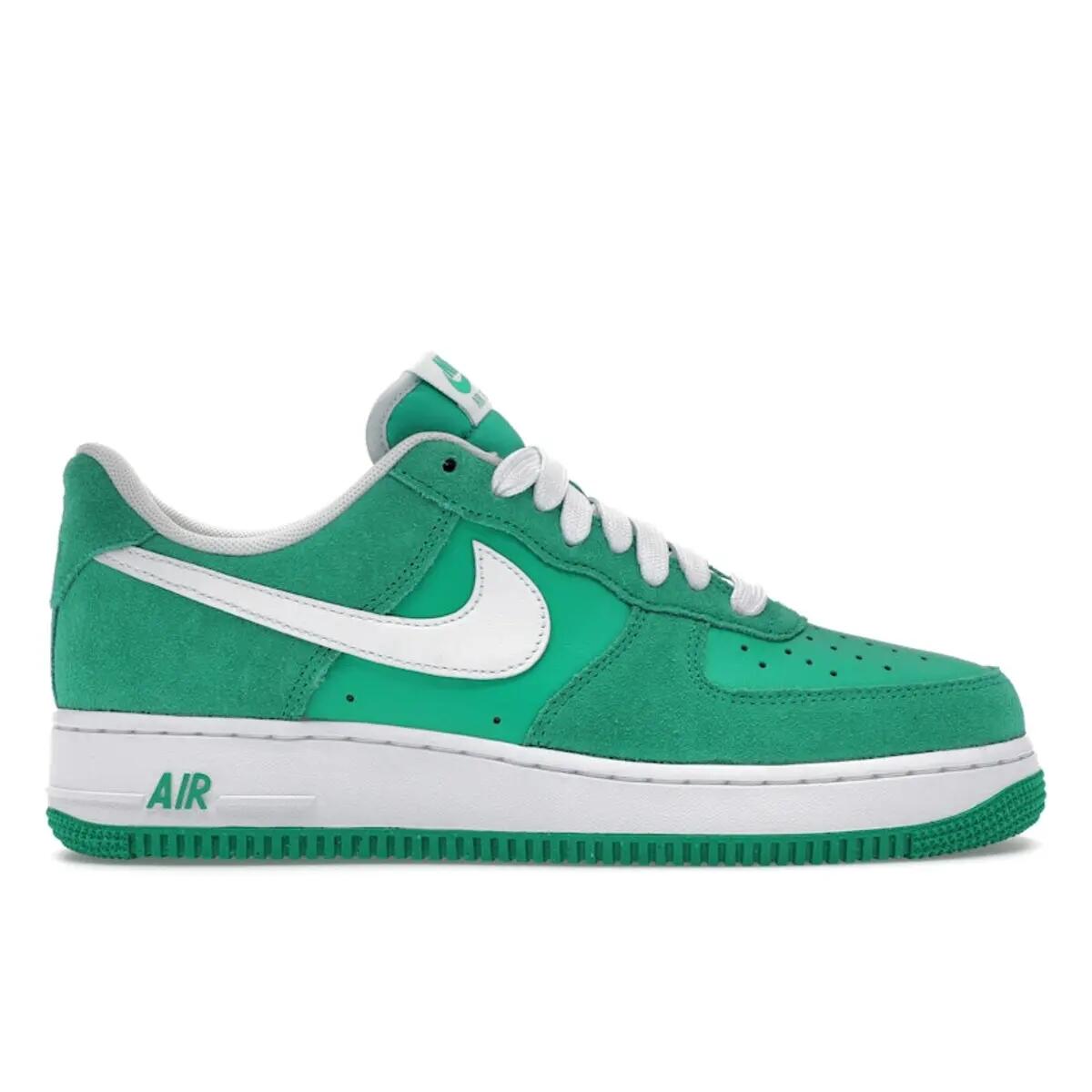 NIKE picture