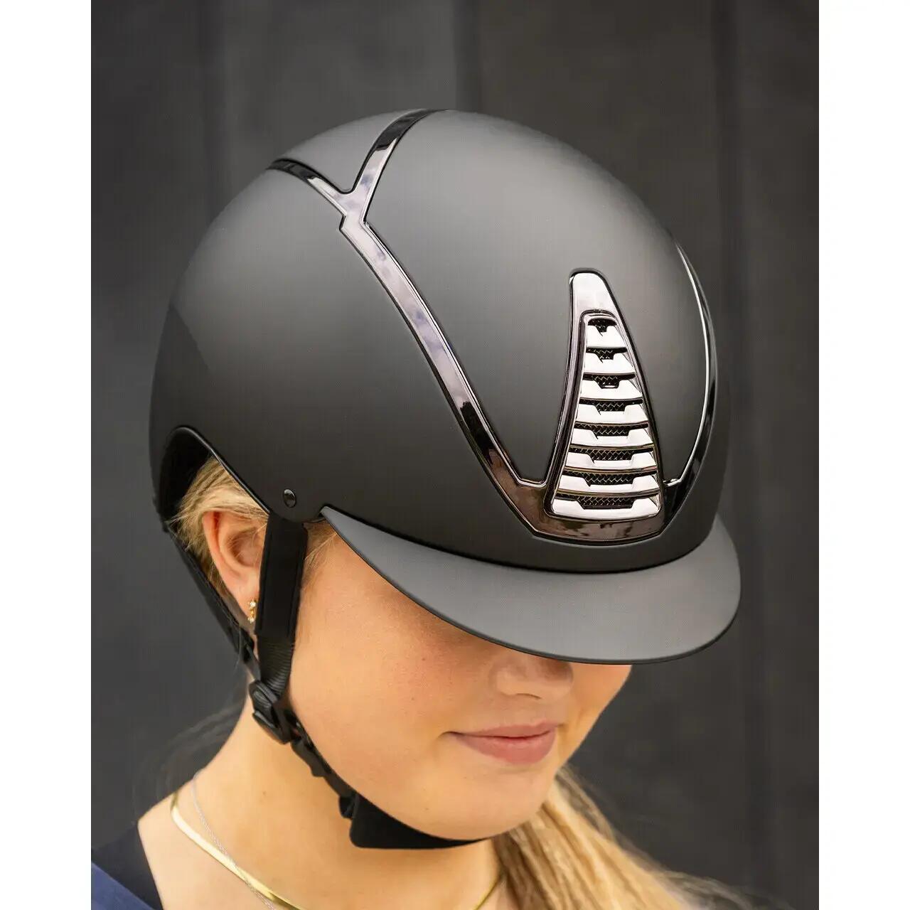Casco de equitación QHP Toledo 6/7