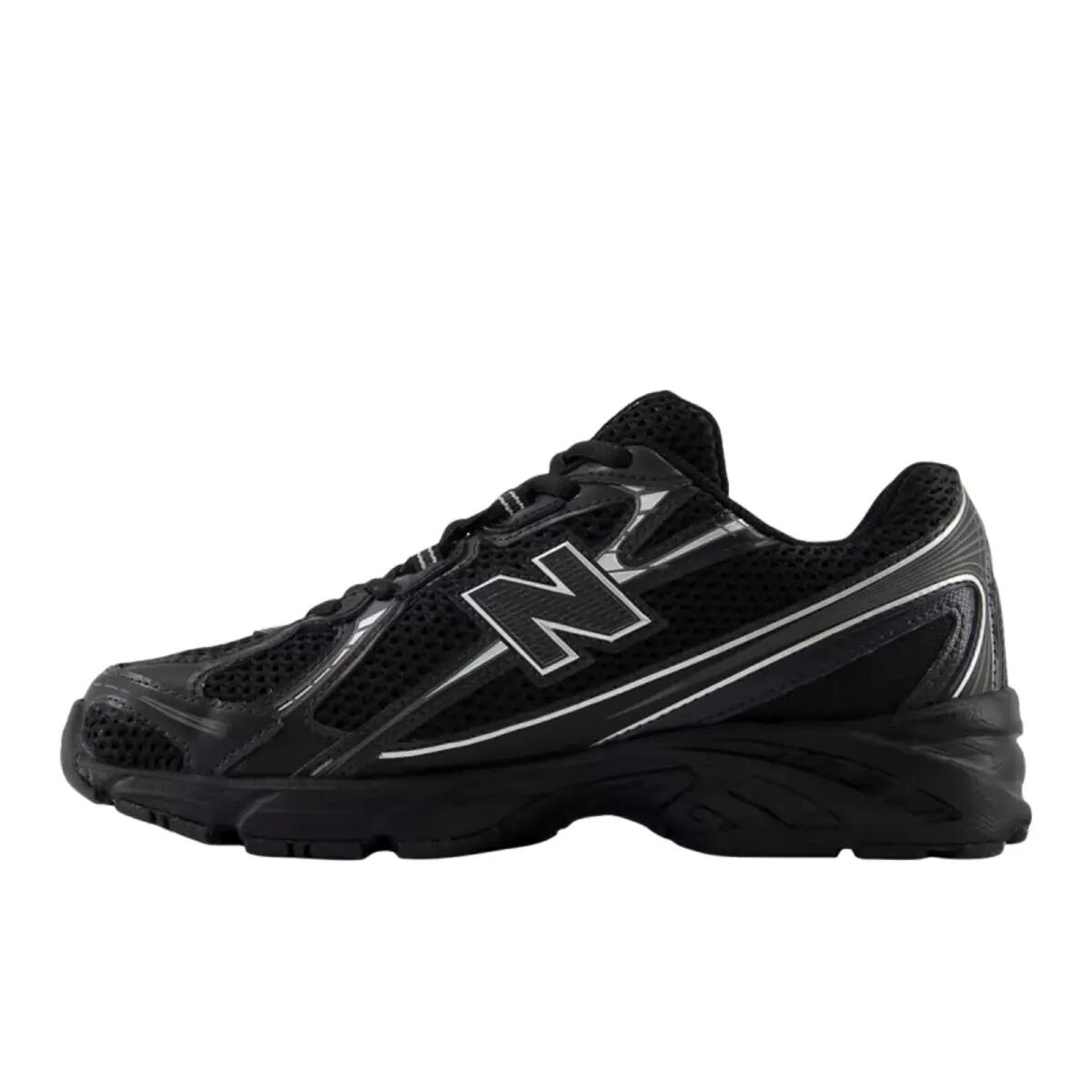 New Balance 740v2 Black Grey Silver 2/6