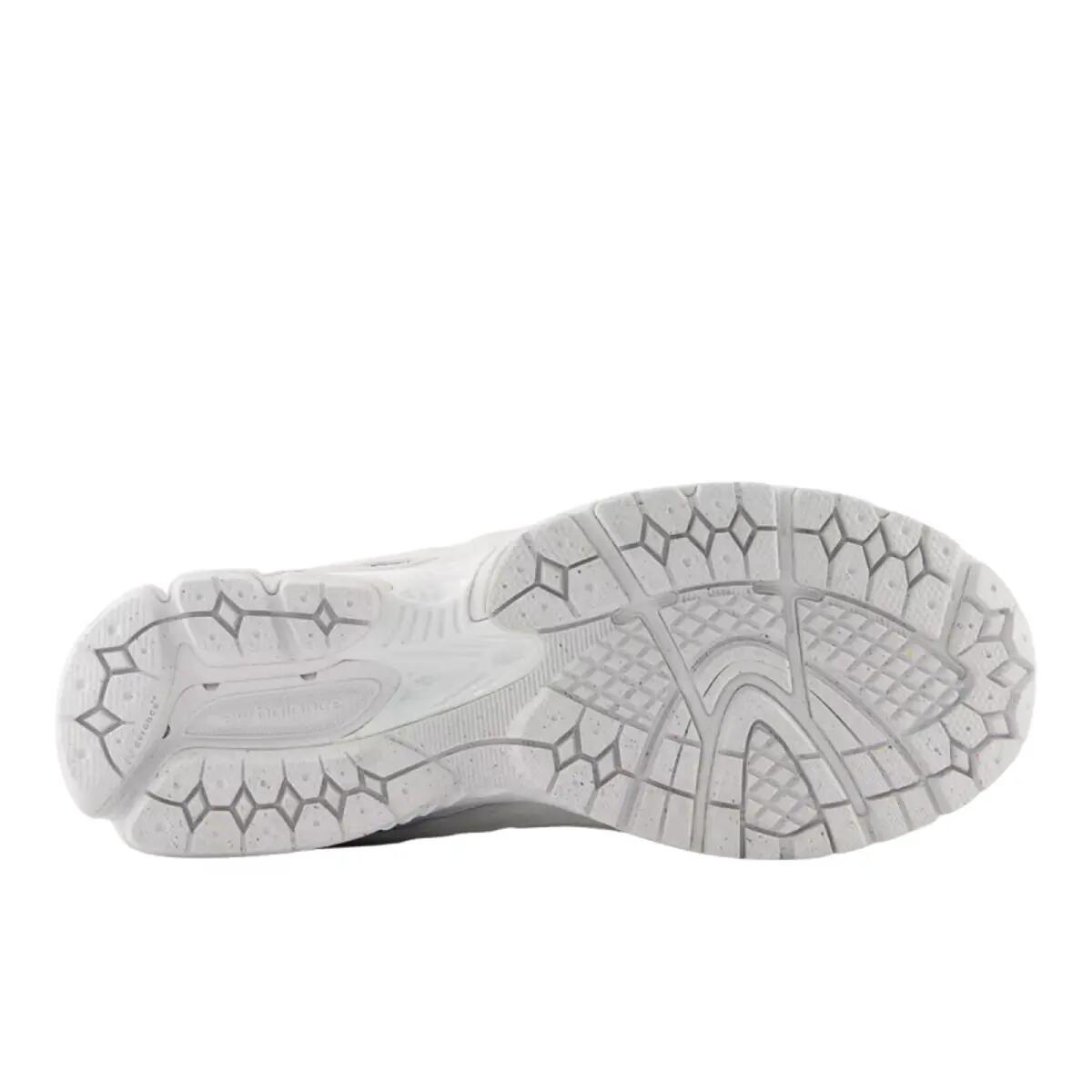 New Balance 2002r Protection Pack White 5/5