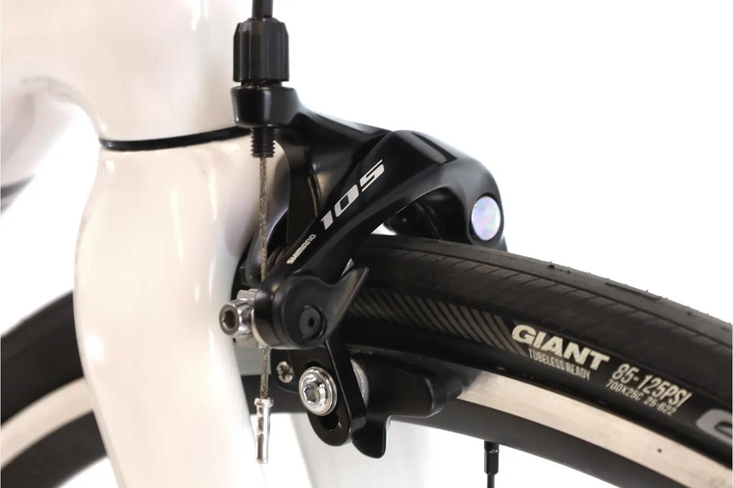 Vélo de route reconditionné ·  Falcon 2.3 · Très bon état 7/8