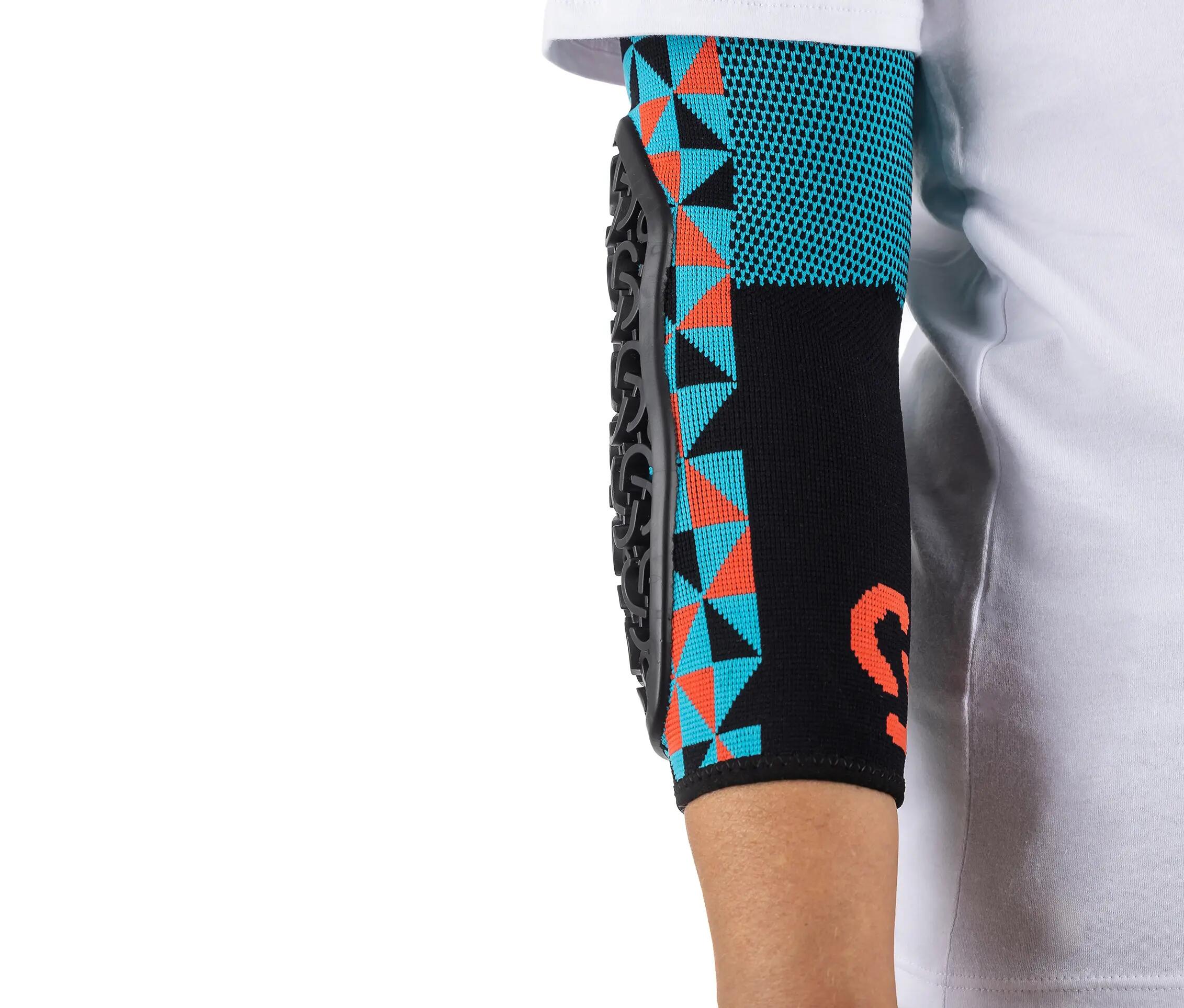 Protection de coude Flow Arlecchino 3/4