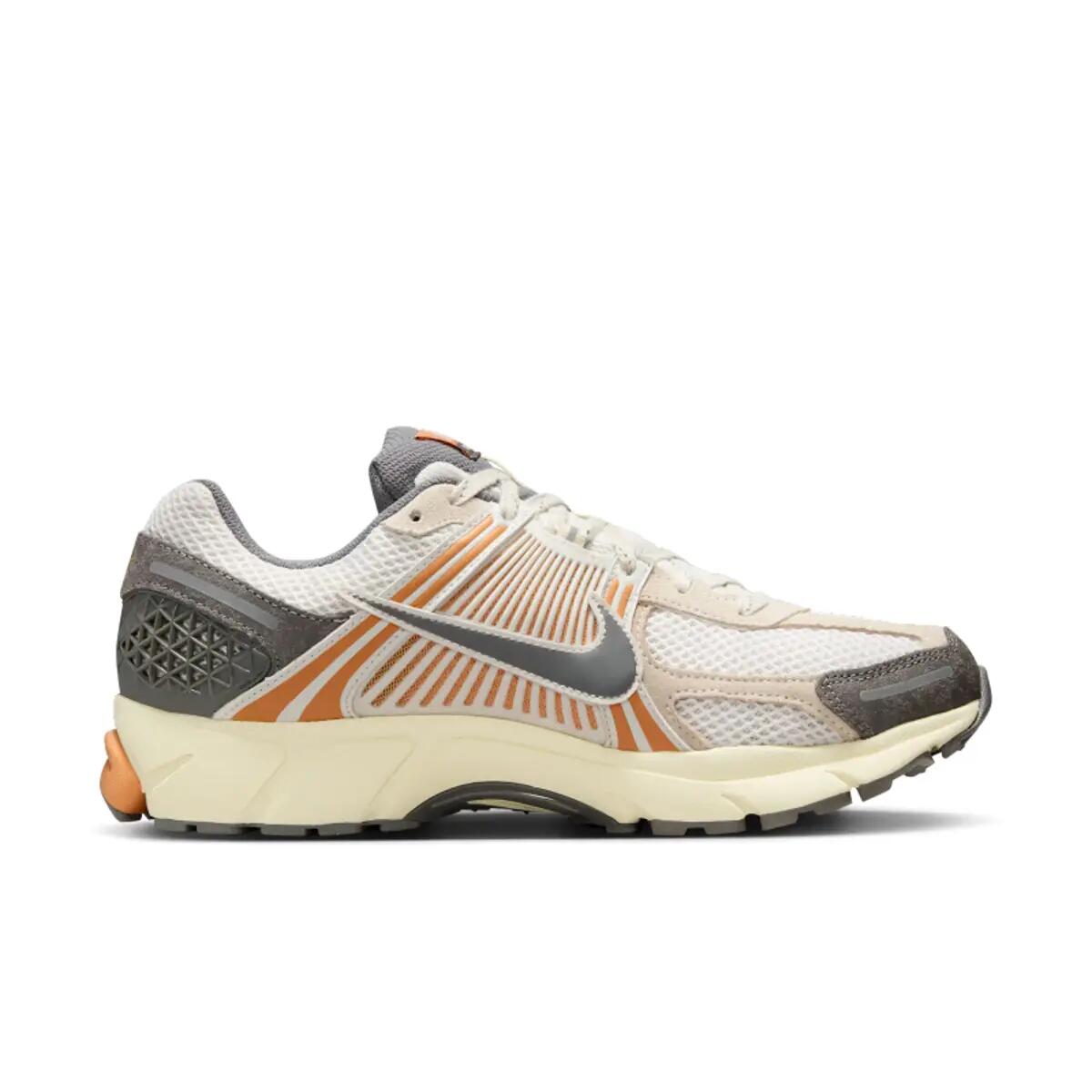 Nike Zoom Vomero 5 Copper Moon 3/6