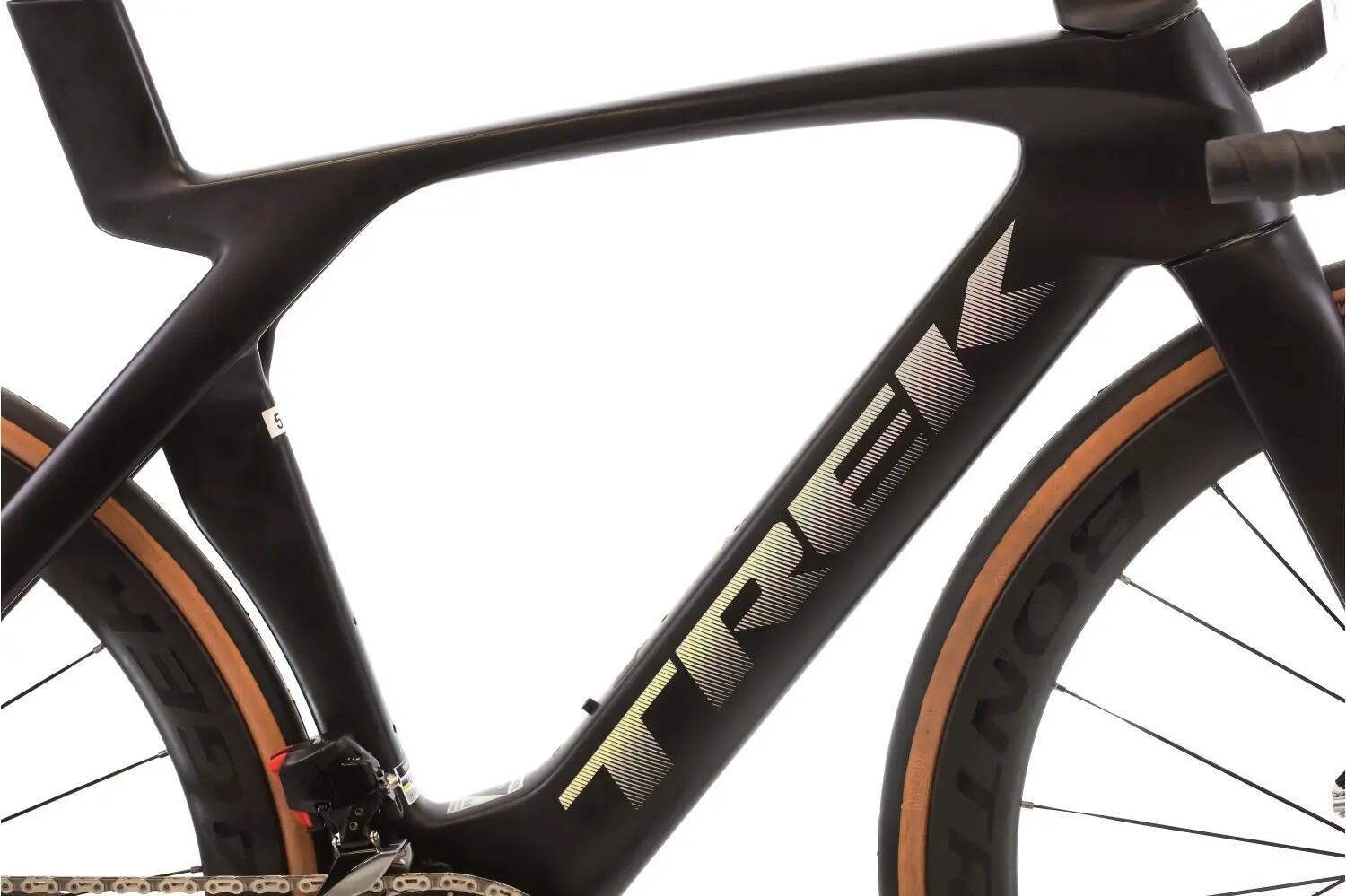 Vélo de route reconditionné ·  Madone SLR 9 AXS 12V · Bon état 2/8