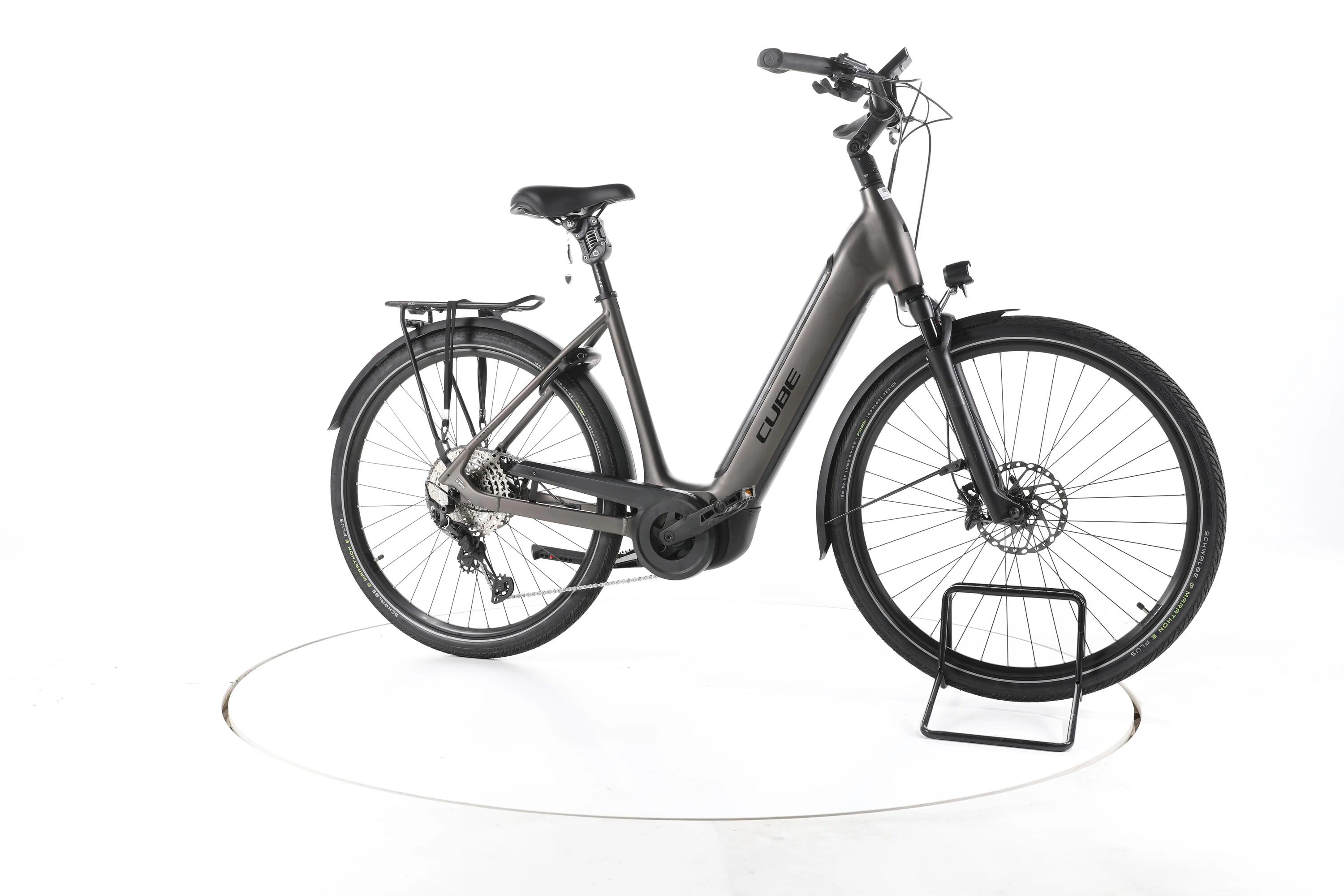 Tweedehands - Cube Supreme Sport Hybrid SLX Trekking E-Bike Lage instap - Goed 2/7