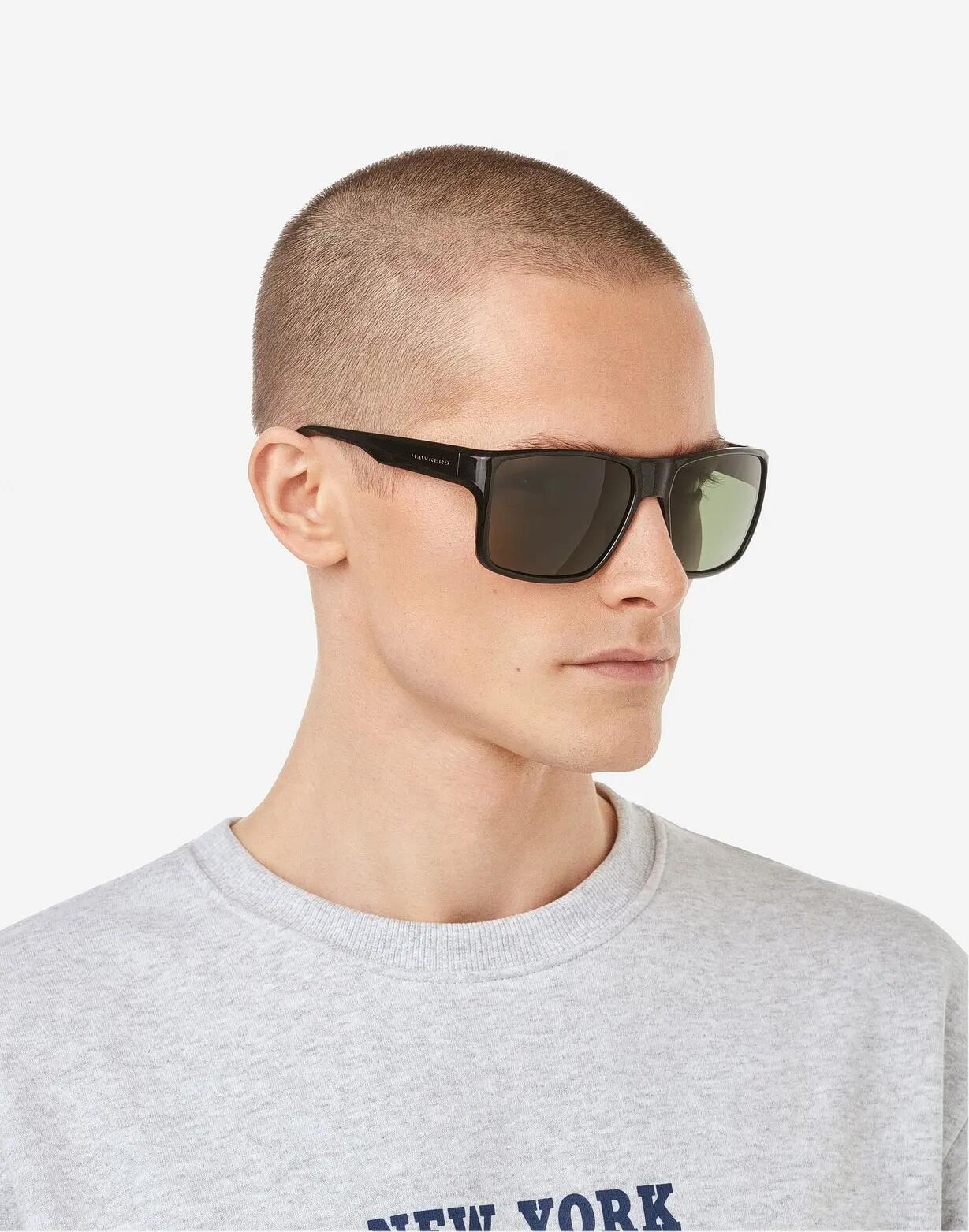 HAWKERS Lunettes de soleil Homme et Femme POLARIZED BLACK ALLIGATOR EDGE XL 8/9