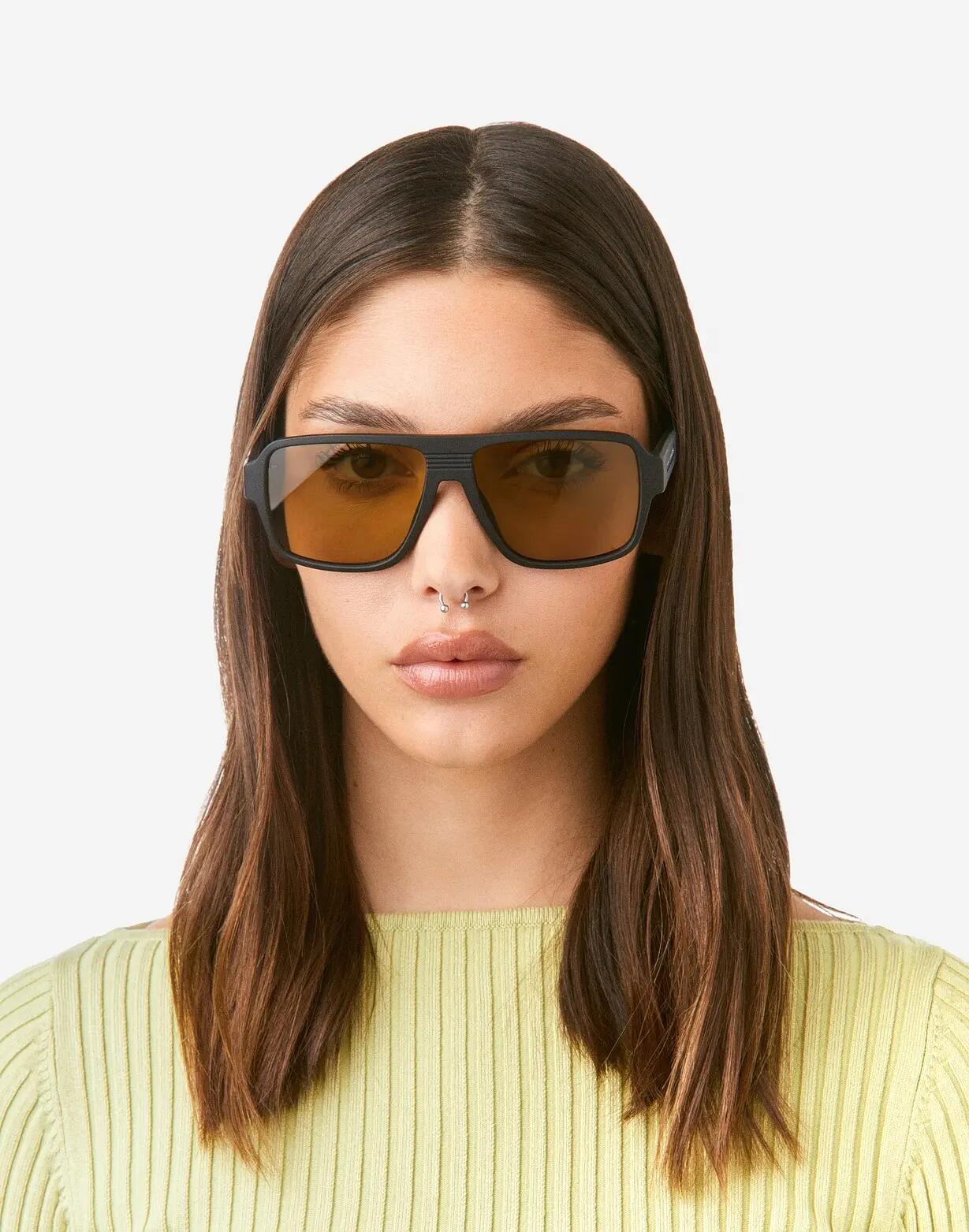 HAWKERS - Zonnebrillen voor Mannen en Vrouwen PARLAY - BLACK MATCHA 7/8