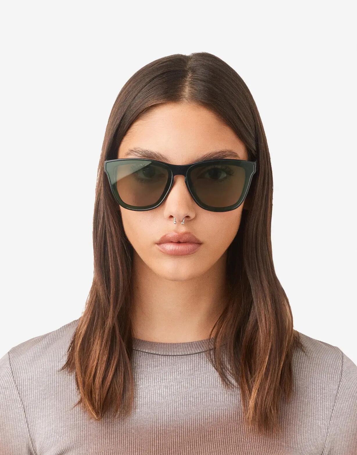 HAWKERS - Zonnebrillen voor Mannen en Vrouwen DOWNTOWN MAX - GREEN FOREST 6/9