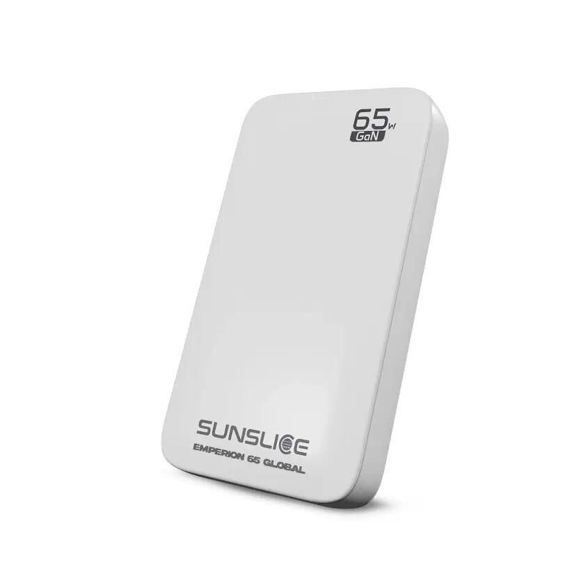 Chargeur de voyage universel GaN 65 W USB-C PD USB-A Emperion 65 Global 9/15