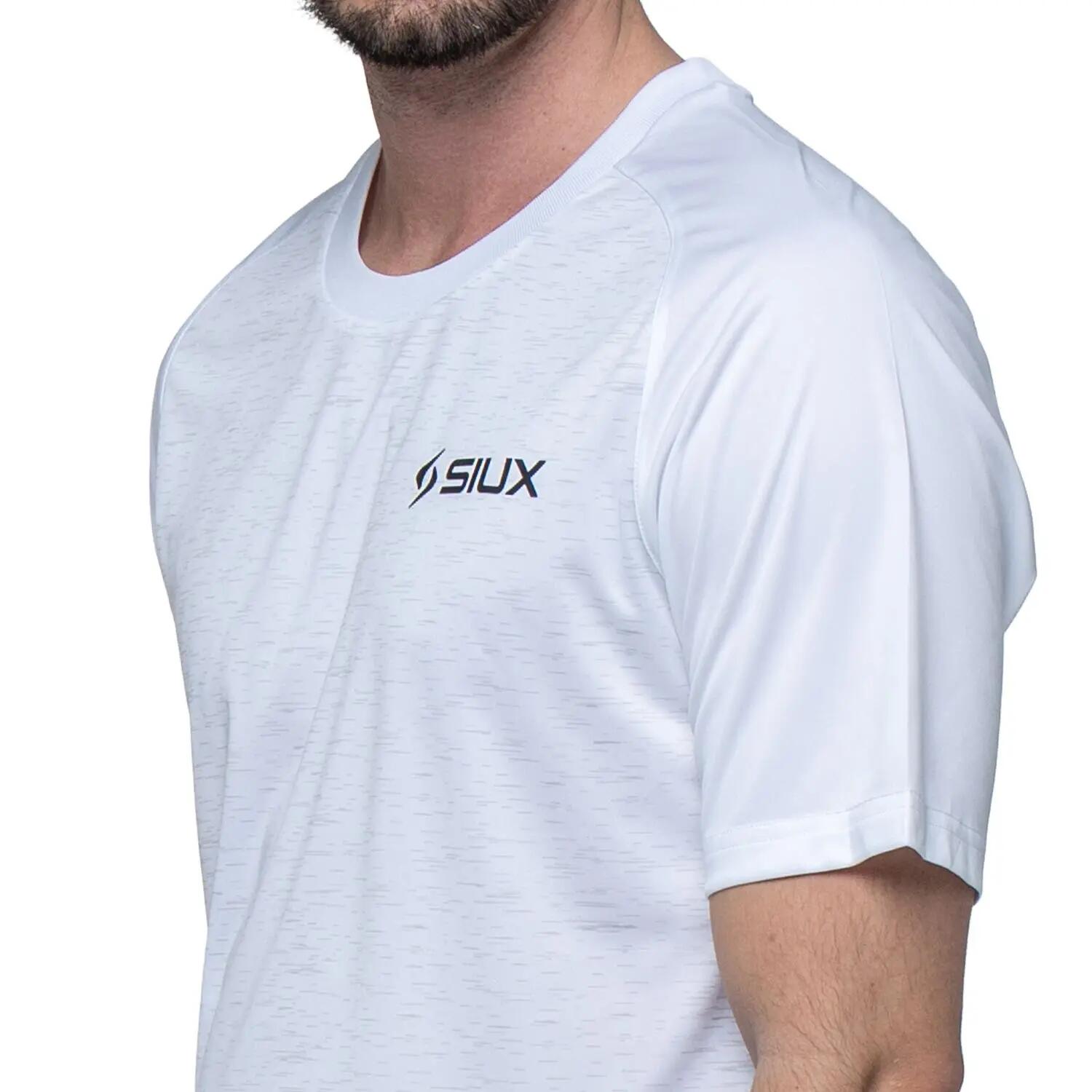 SIUX Club 26 Blanca | Camiseta deportiva hombre ligera, elástica y transpirable 7/7