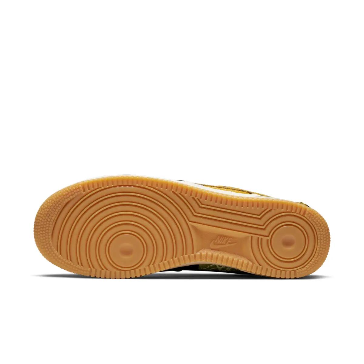 Nike Air Force 1 Low Travis Scott Cactus Jack 3/6