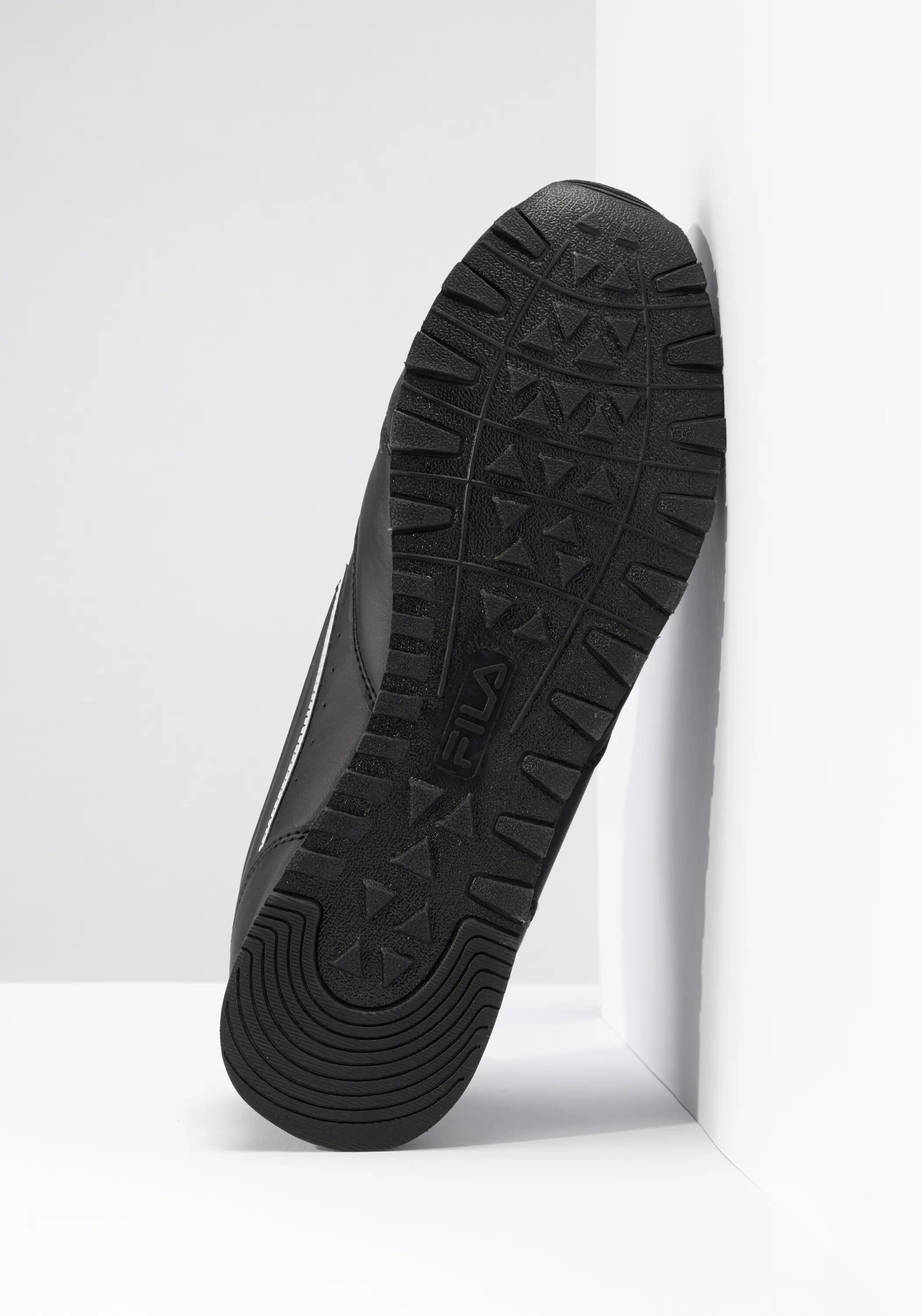 FILA Footwear ORBIT low 5/8