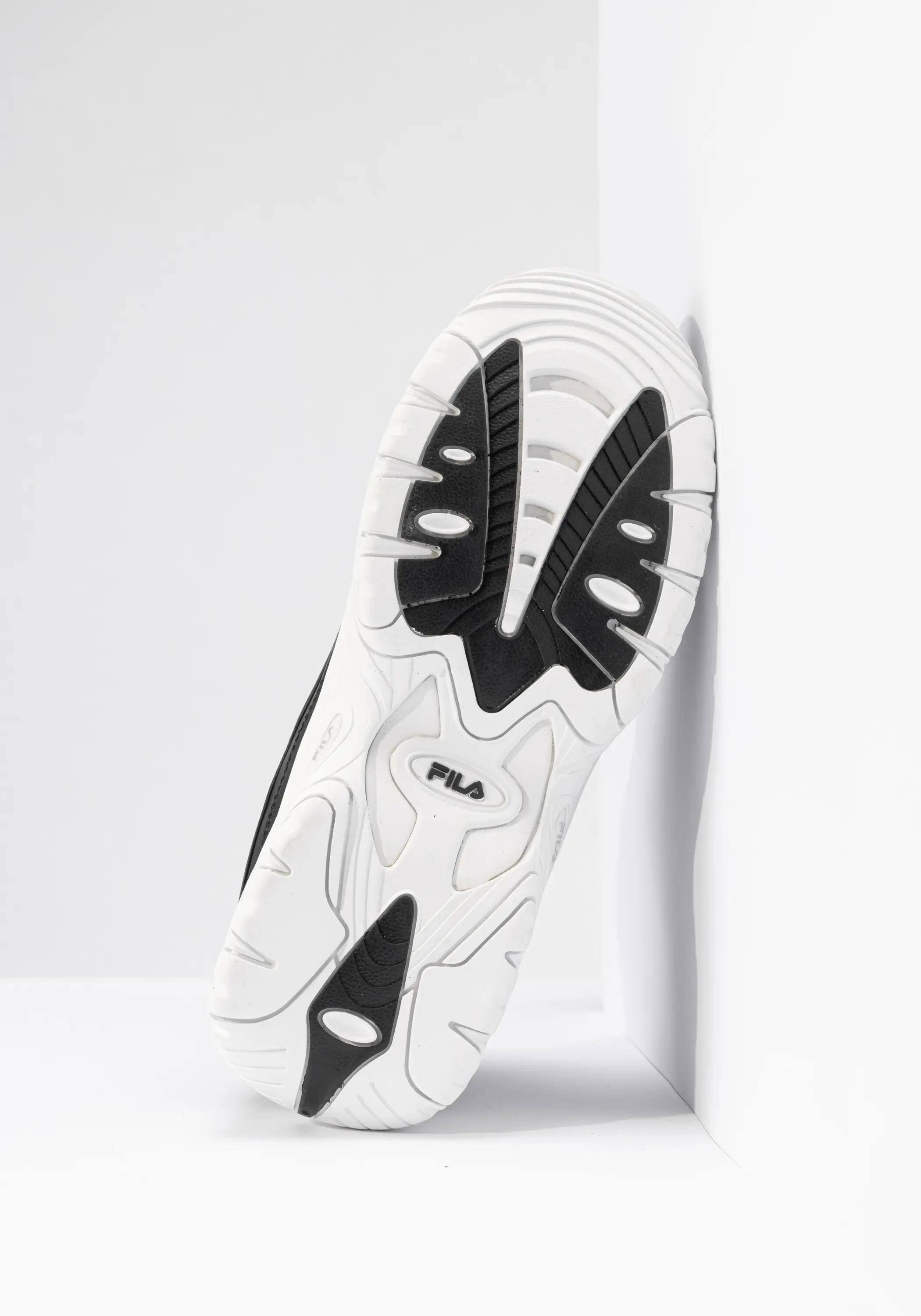 Buty do chodzenia damskie Fila Strada Low 5/8