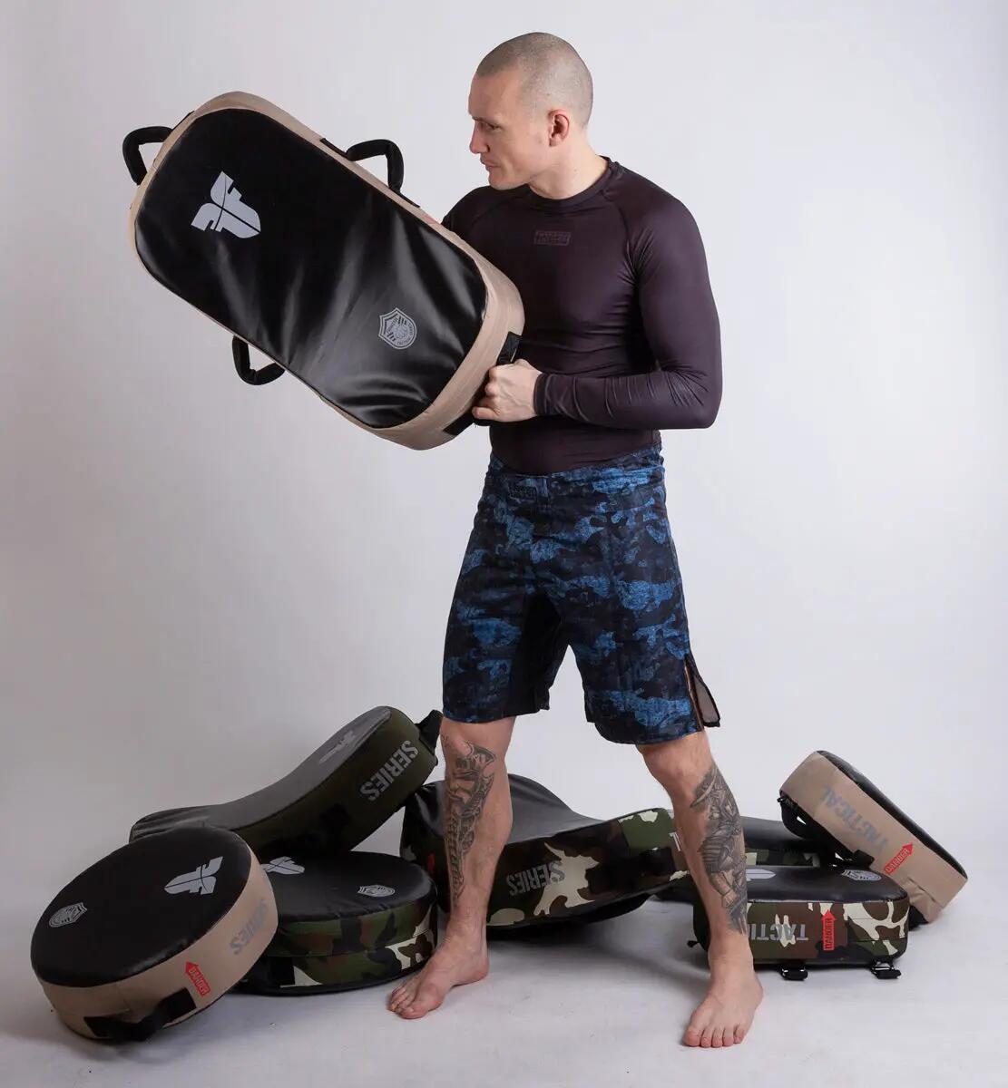 Bouclier de frappe - Muay Thai - Multi-prise FKSH-13 - Desert 3/3