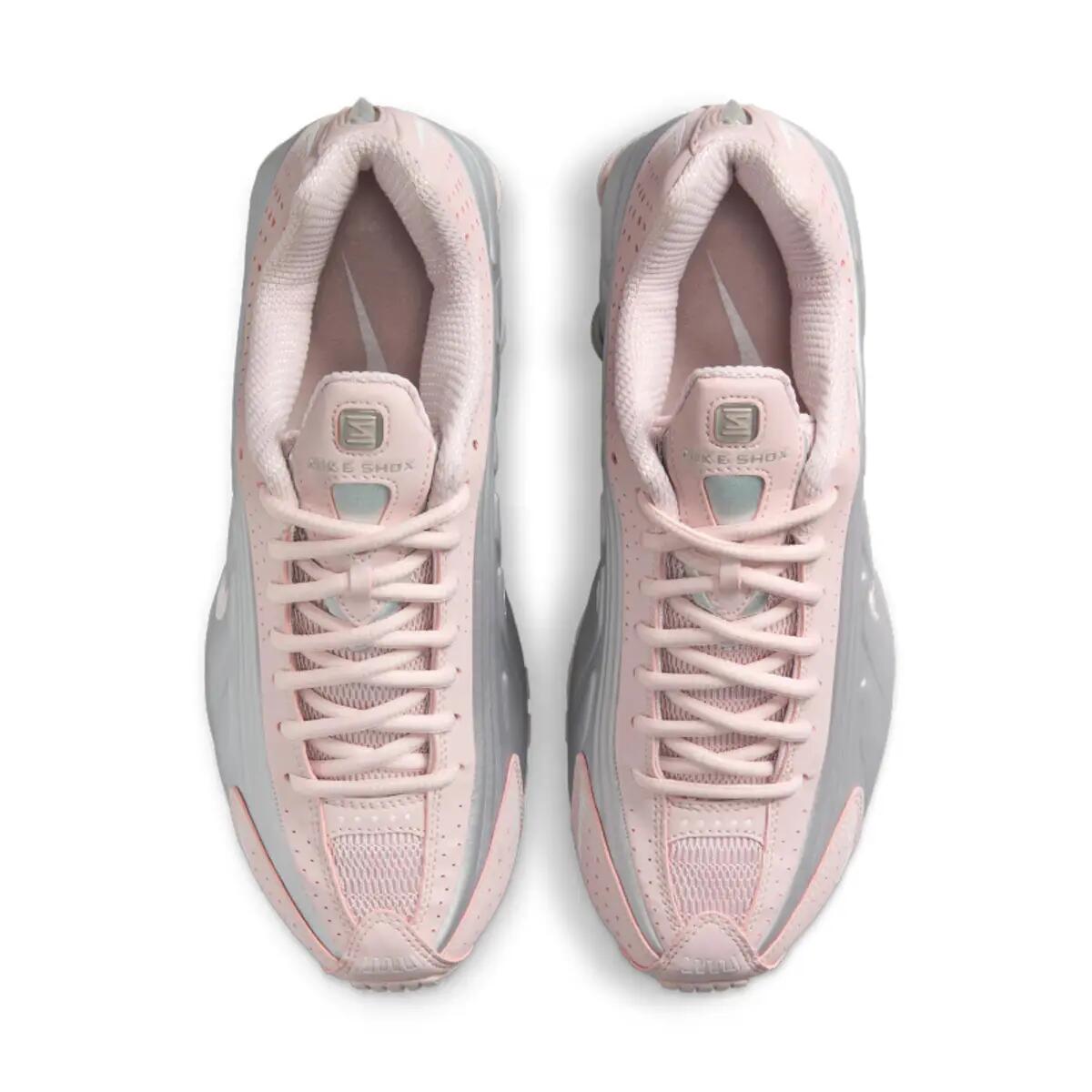 Nike Shox R4 Barely Rose Metallic Platinum 5/6